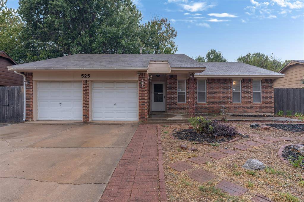 525 Holly Hill RD, Edmond, OK 73003