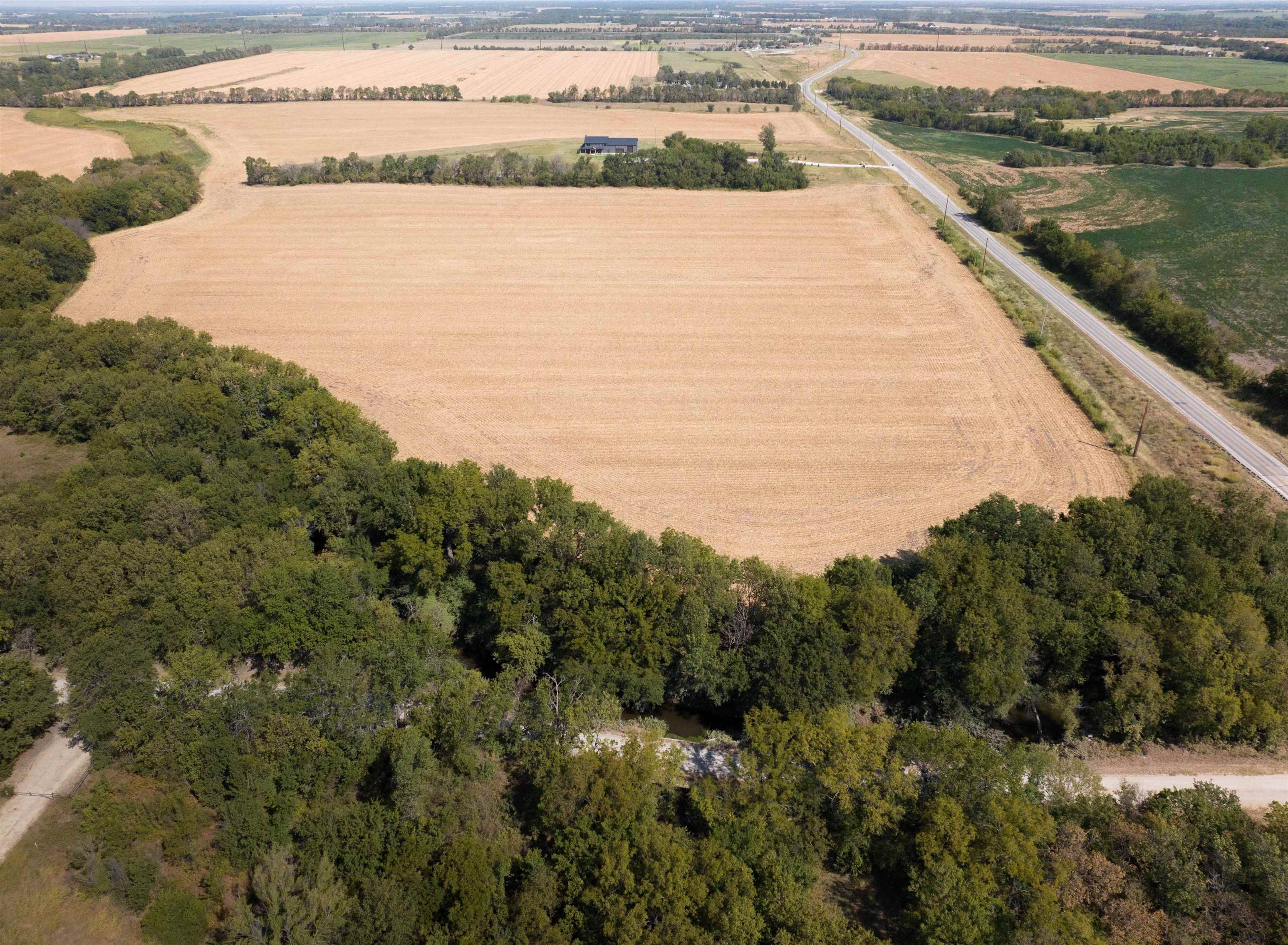 37.9 +/- Acres SW 10th St, Benton, KS 67017