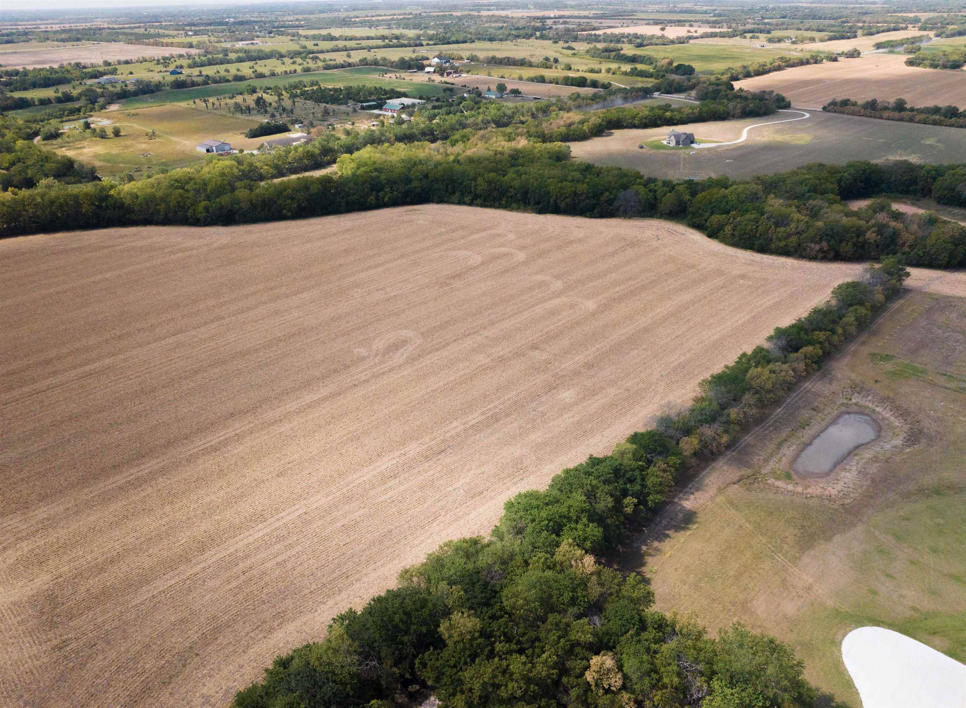 37.9 +/- Acres SW 10th St, Benton, KS 67017