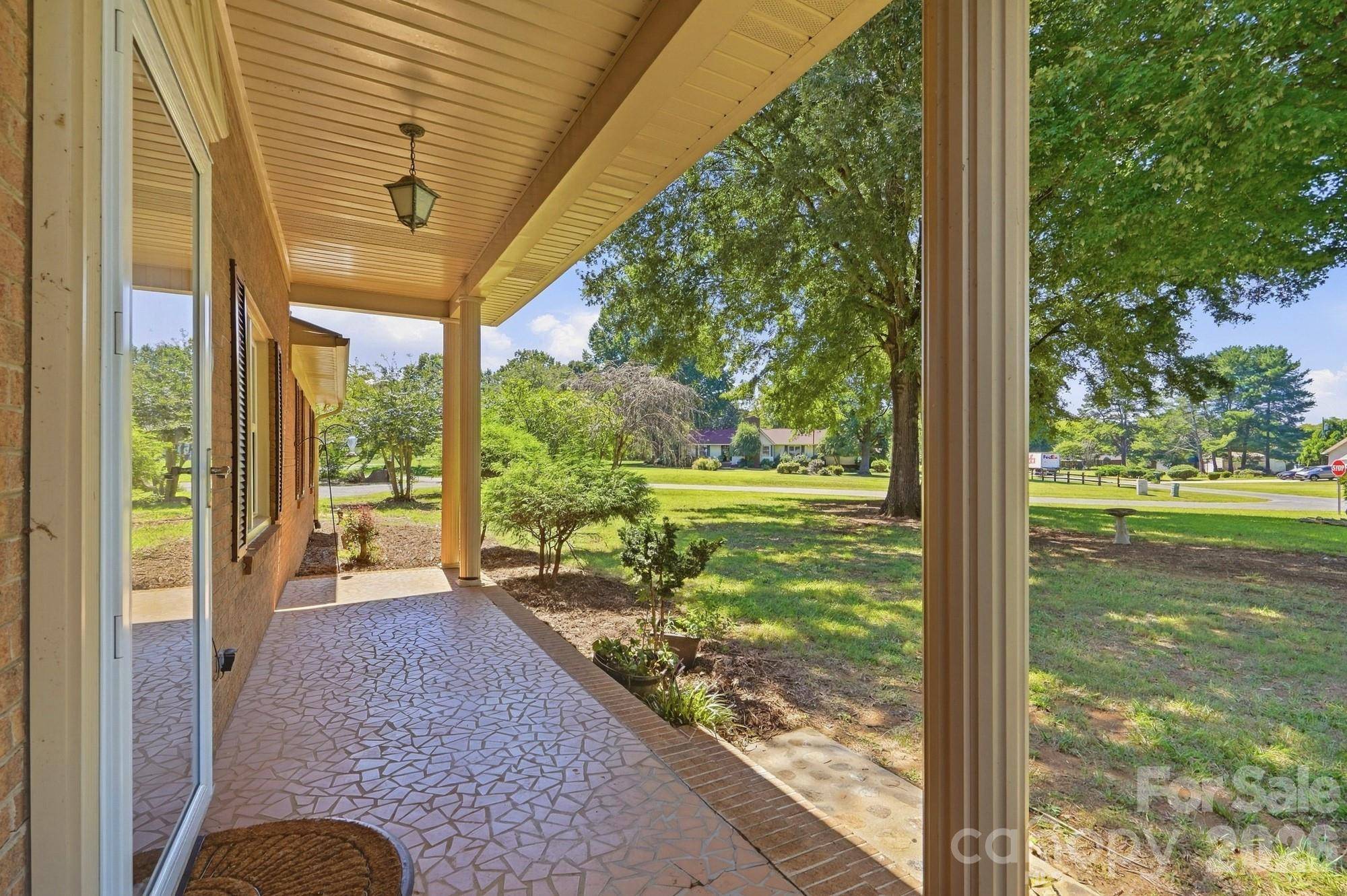 710 Frontier CIR, China Grove, NC 28023