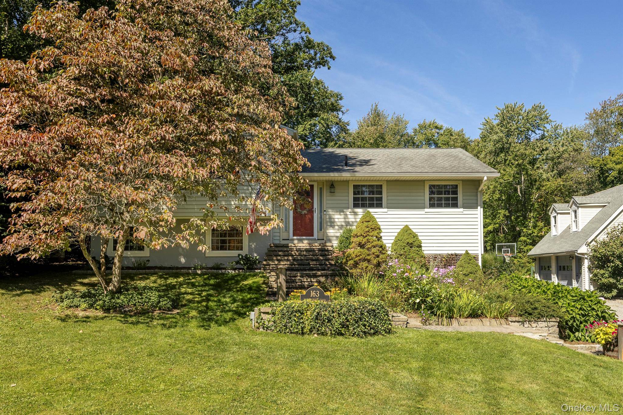 163 Horseshoe RD, Millbrook, NY 12545