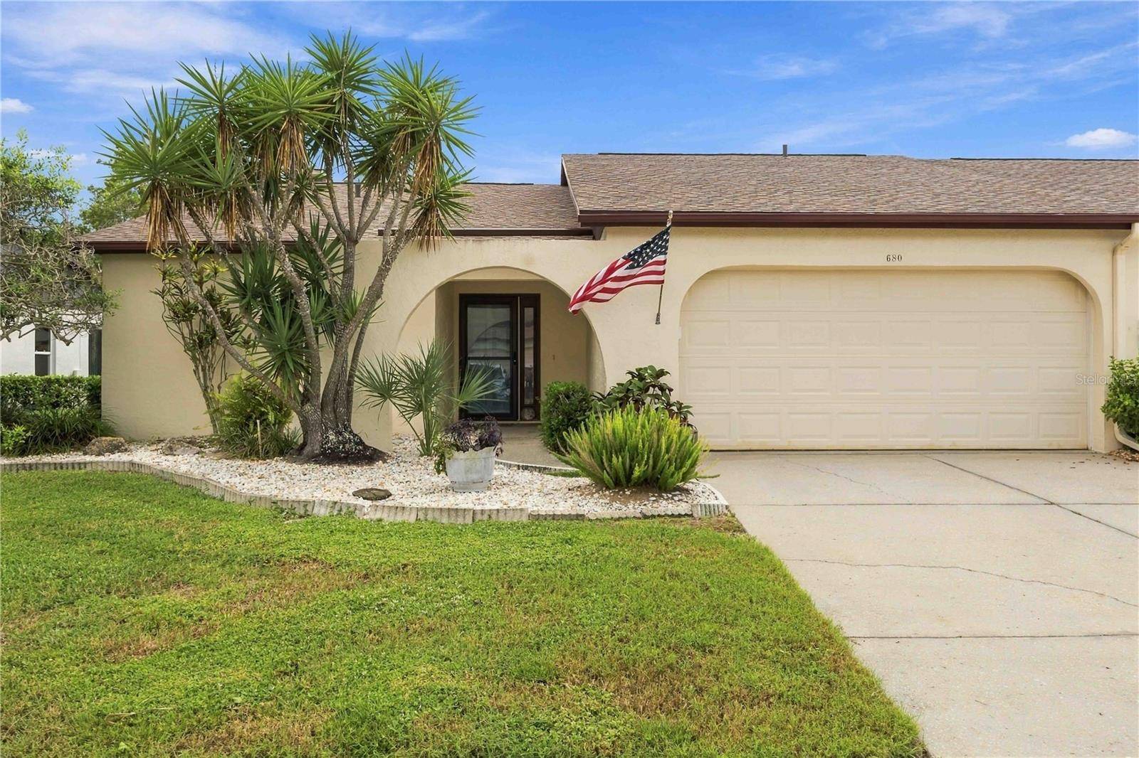 680 LINDEN DR, Englewood, FL 34223