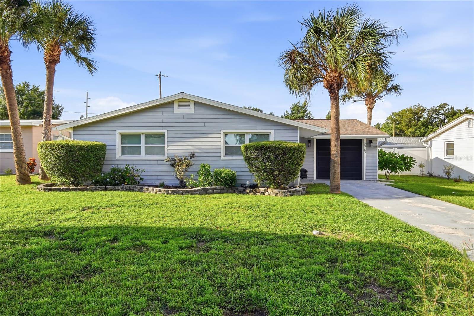 2707 W KENMORE AVE, Tampa, FL 33614