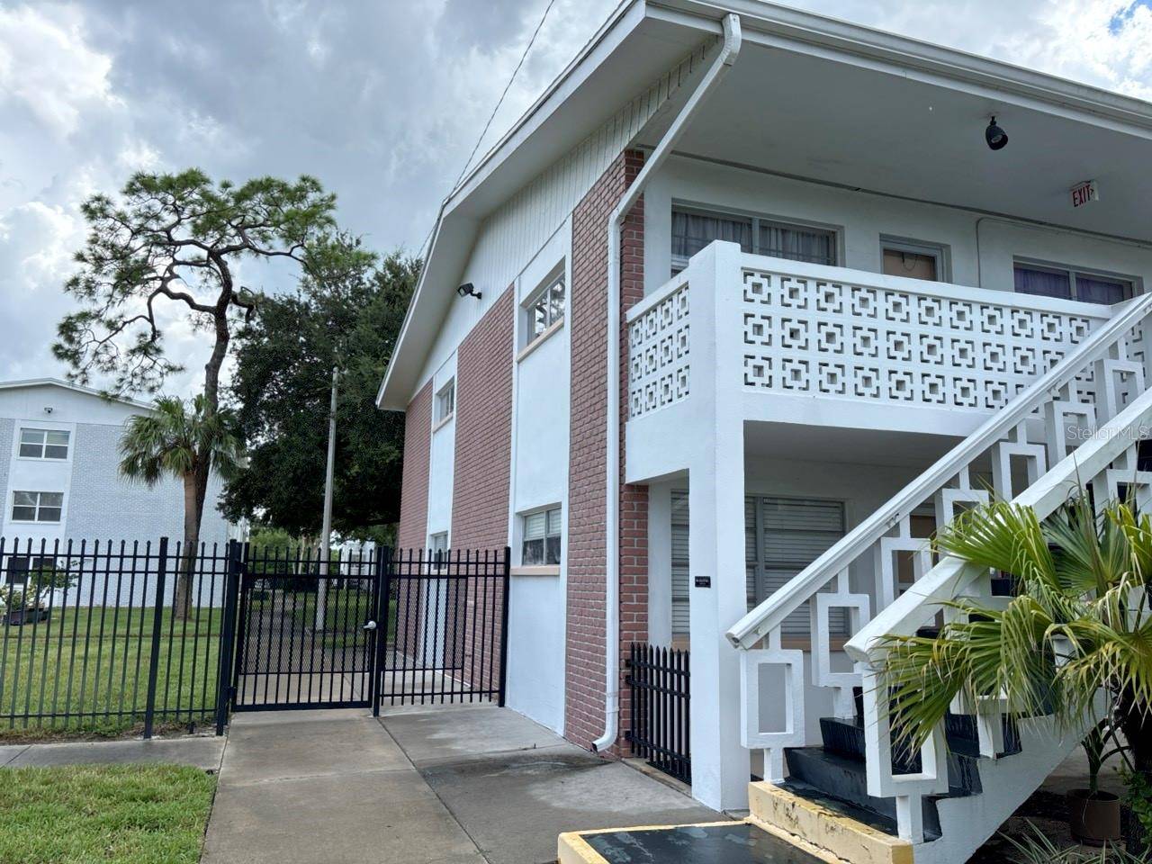 1000 79TH AVE N #102, St Petersburg, FL 33702