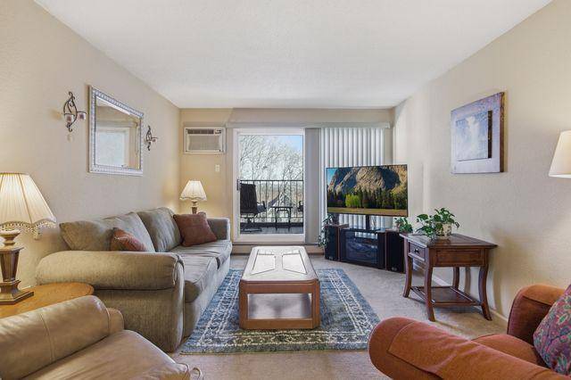 4680 Tower ST SE #309, Prior Lake, MN 55372