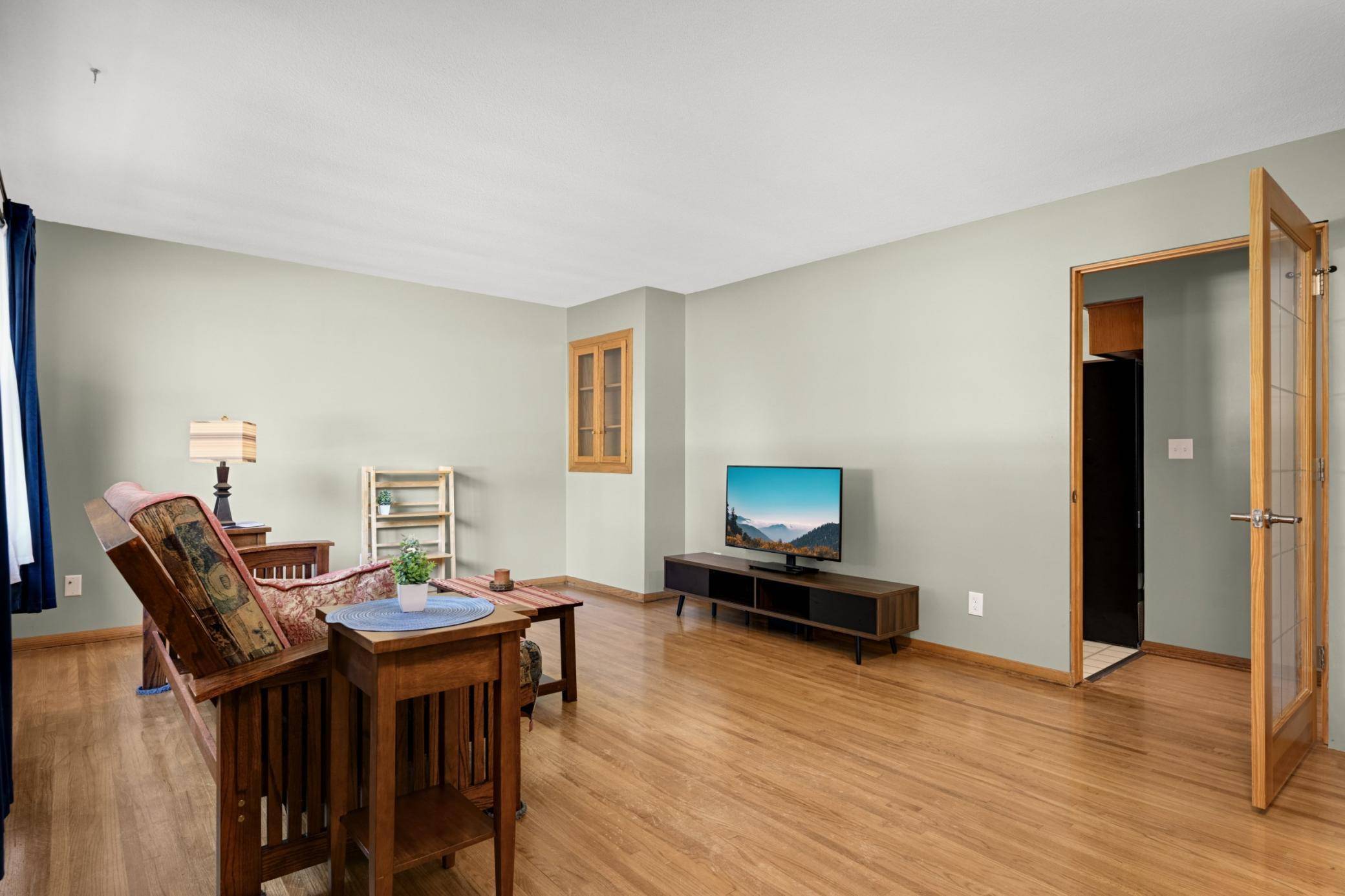 201 Linden PL S, Northfield, MN 55057