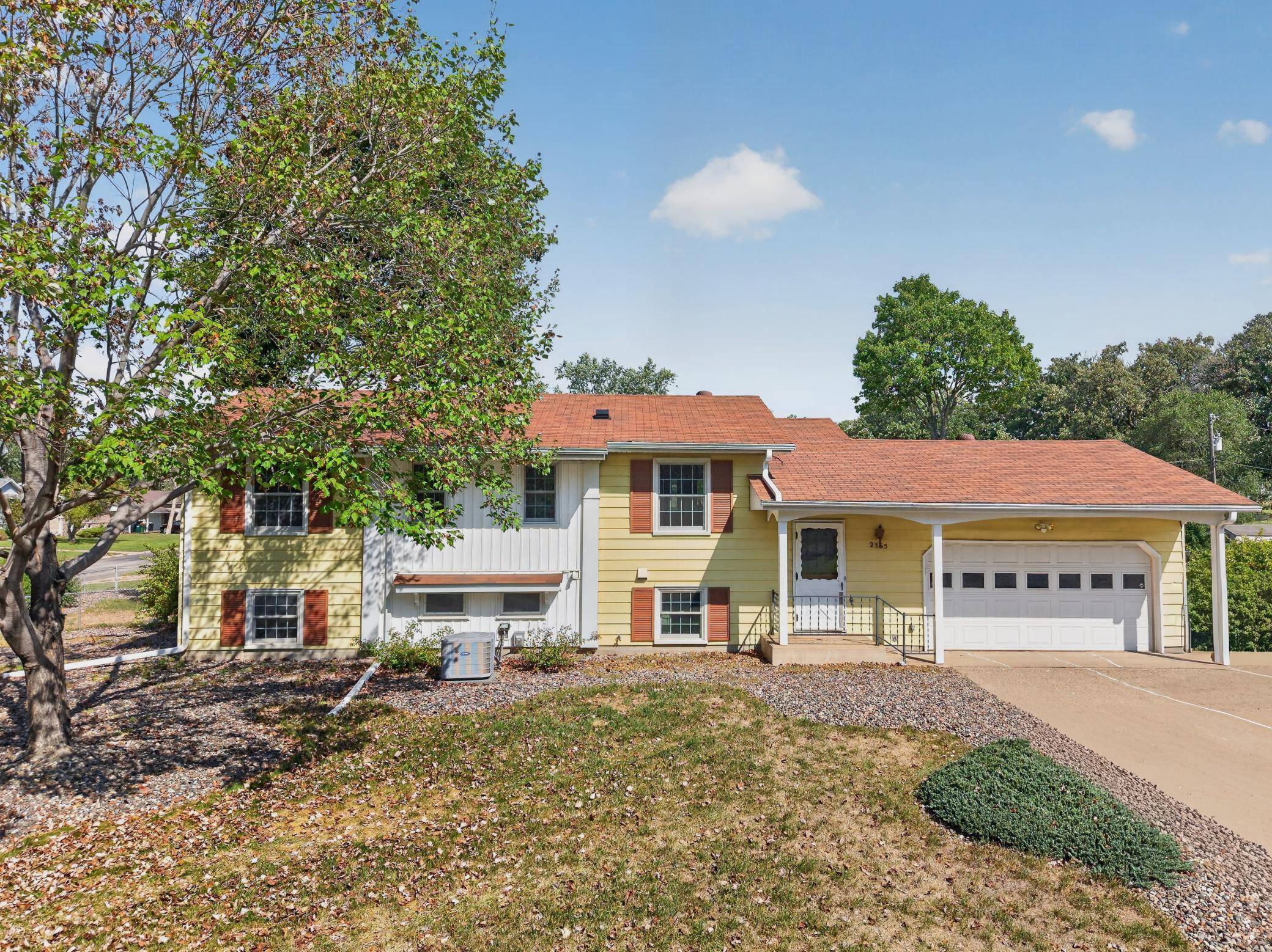 2365 106th AVE NW, Coon Rapids, MN 55433