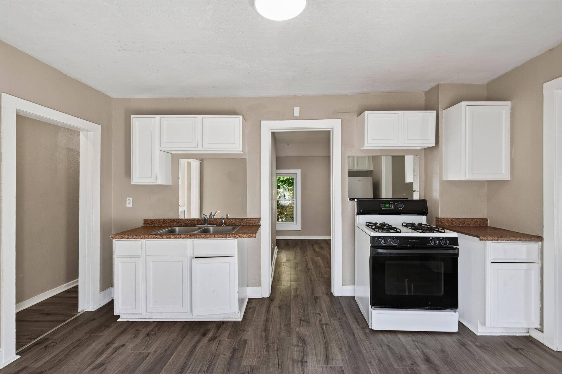 4653 Bryant AVE N, Minneapolis, MN 55412