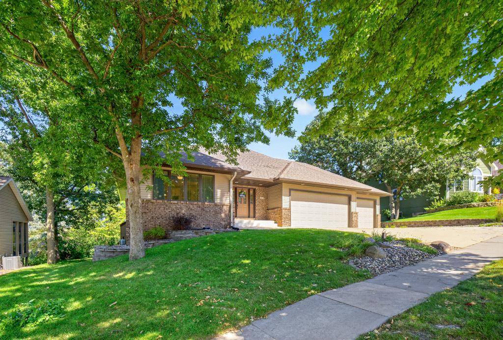 1419 Glendale Hills DR NE, Rochester, MN 55906