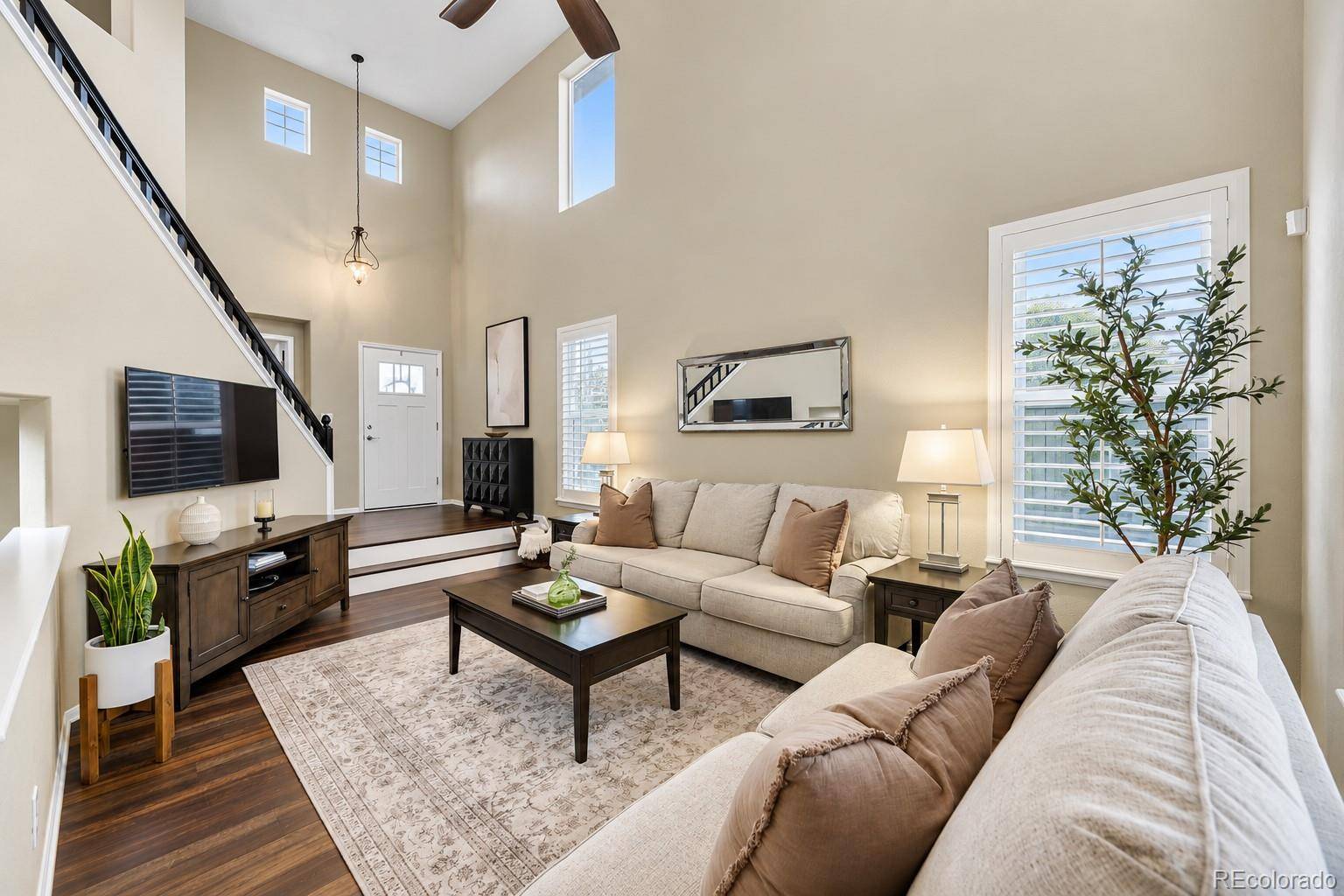 5462 Fullerton CIR, Highlands Ranch, CO 80130