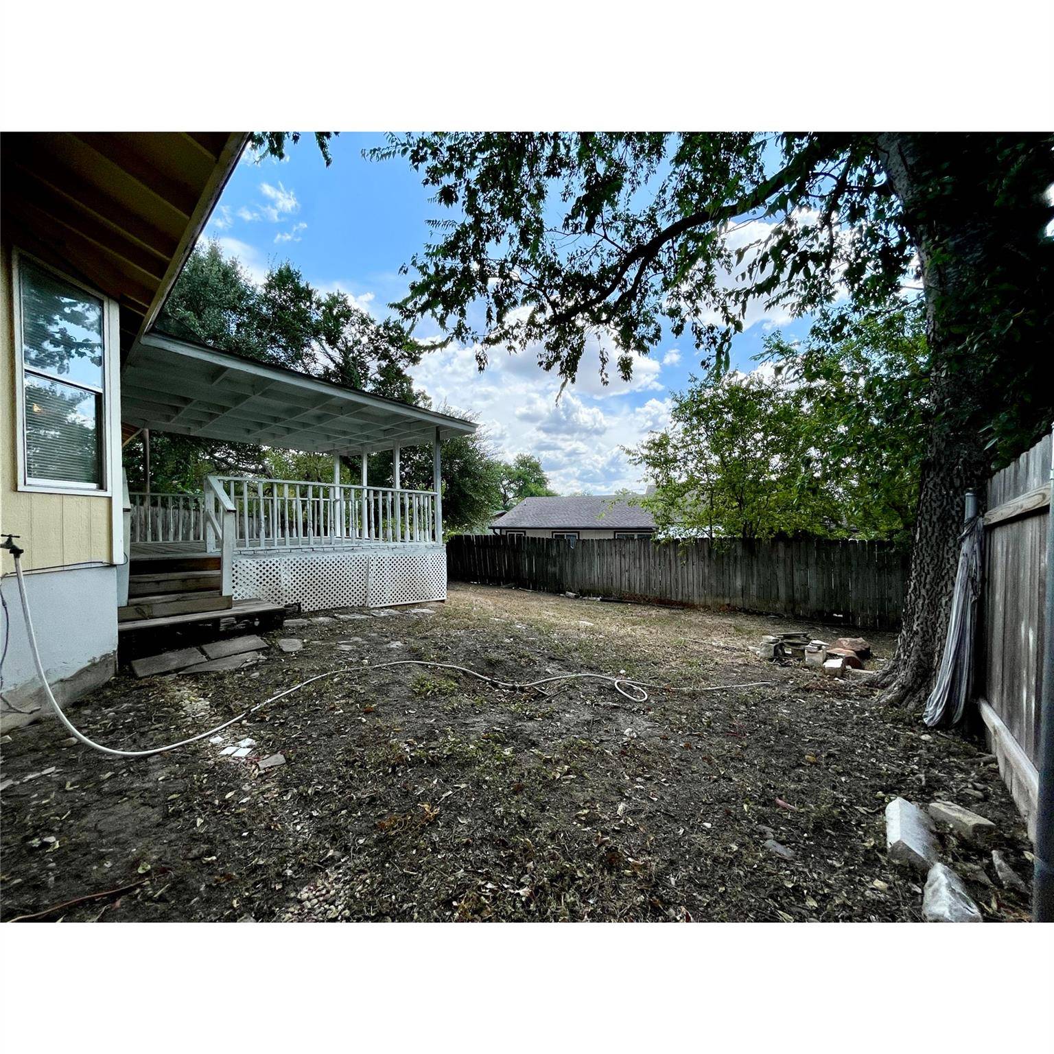 5507 Fence ROW, Austin, TX 78744