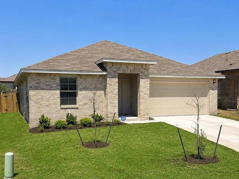 1160 Oxford LN, Troy, TX 76579