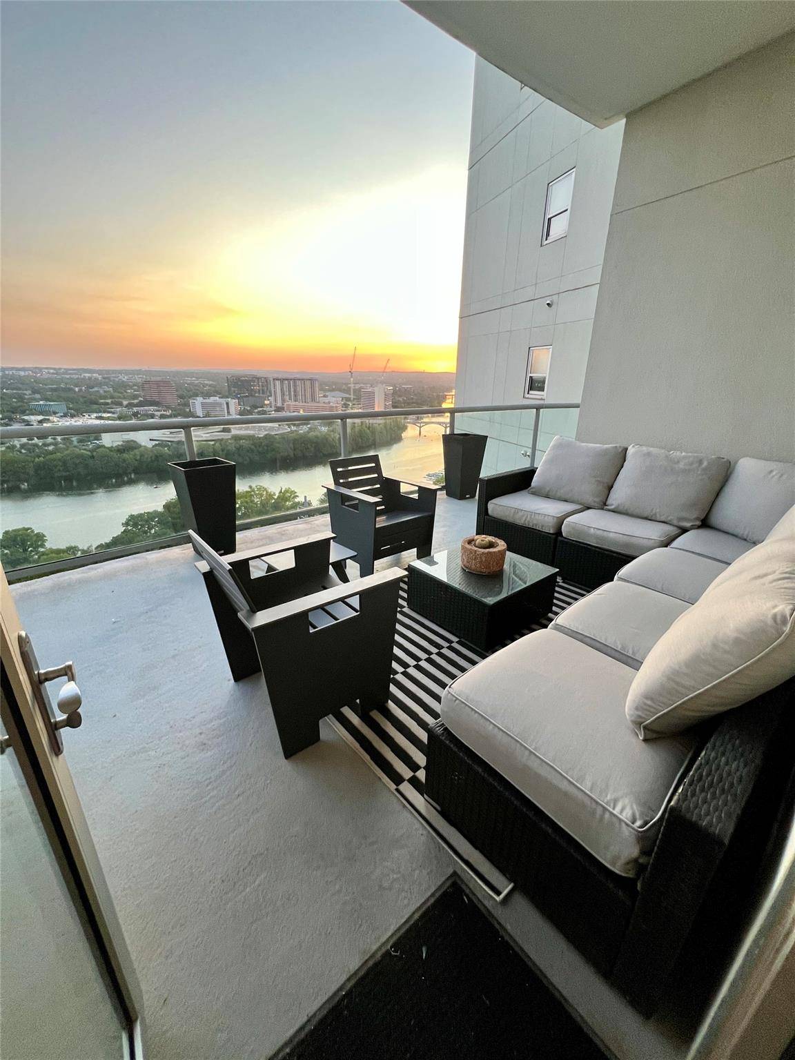 603 Davis ST #2108, Austin, TX 78701