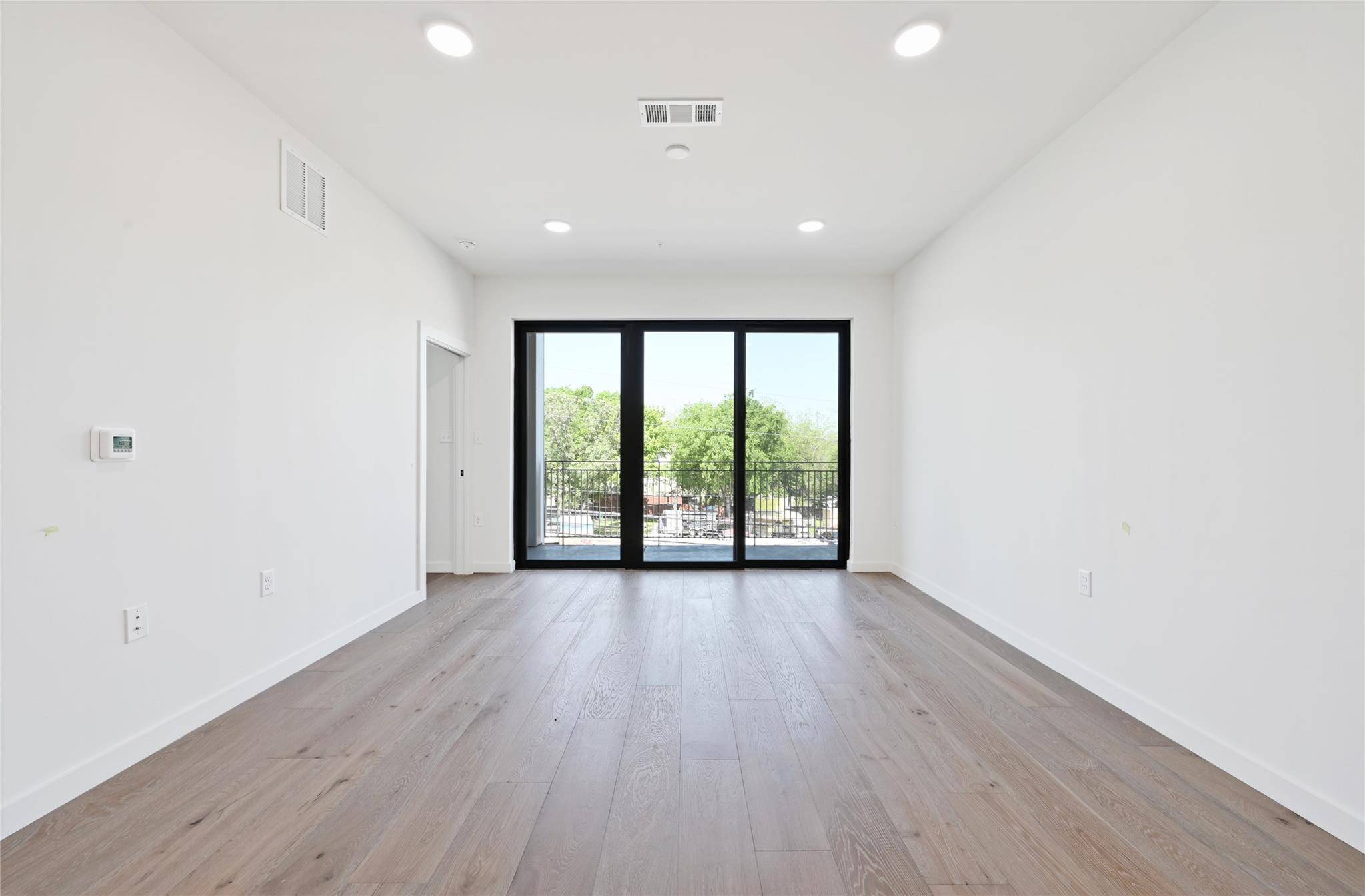 2209 S 1st ST #217, Austin, TX 78704