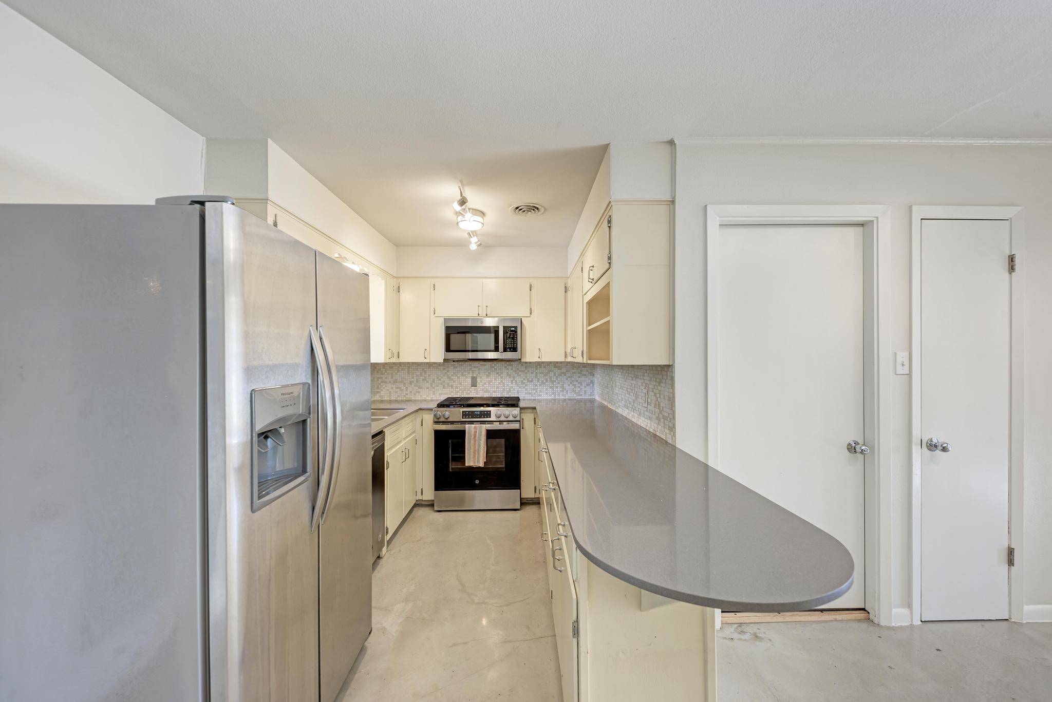 2508 East Side DR, Austin, TX 78704