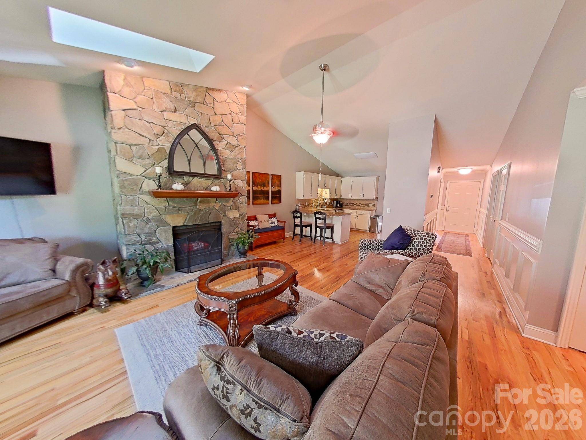 1004 Kenilworth CT NW, Concord, NC 28027