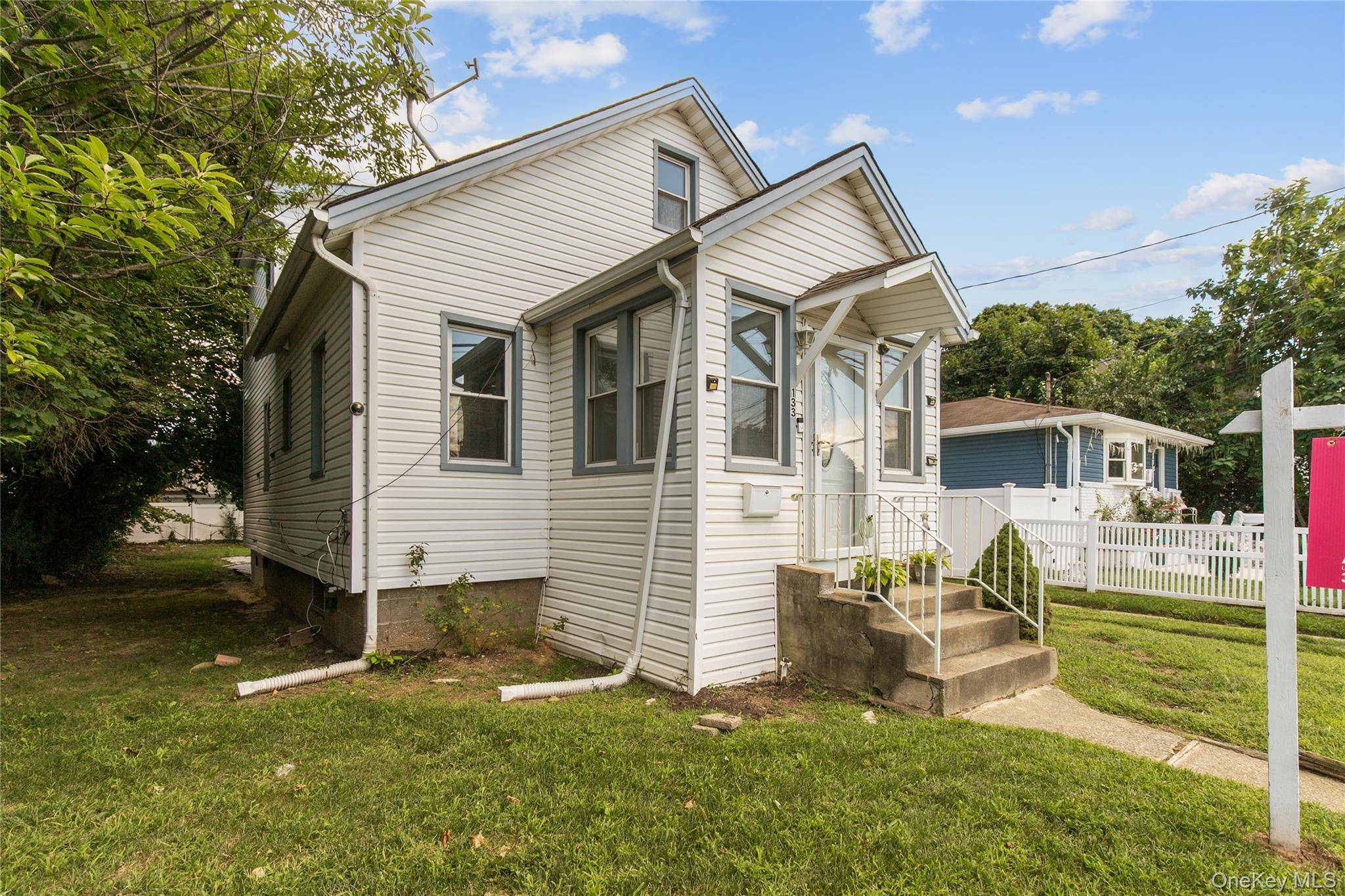 133 Union ST, Freeport, NY 11520