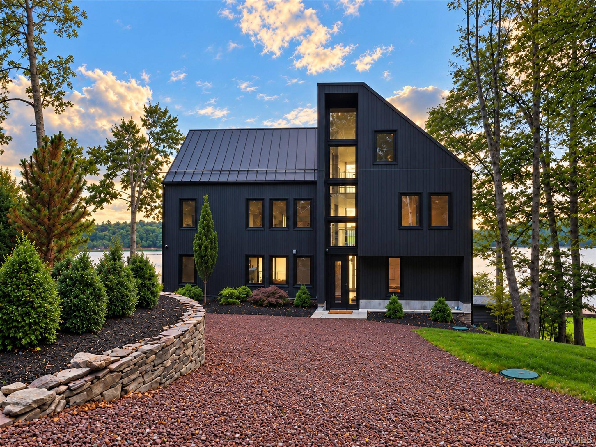 129 Starlight RD, Monticello, NY 12701