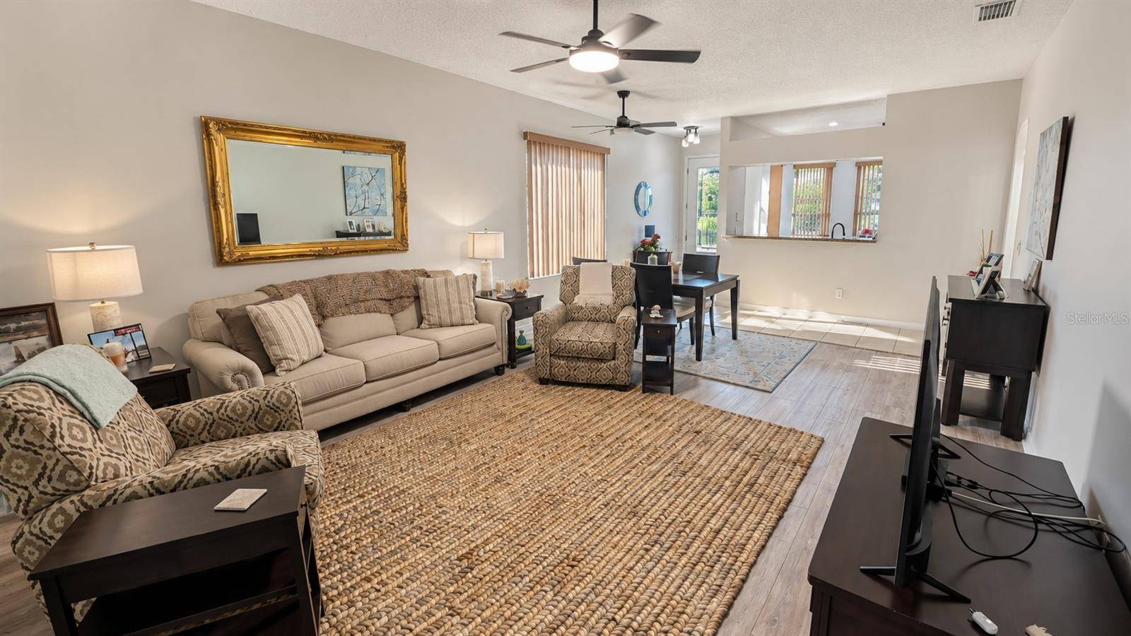 4925 PORTSMOUTH ST, Tavares, FL 32778