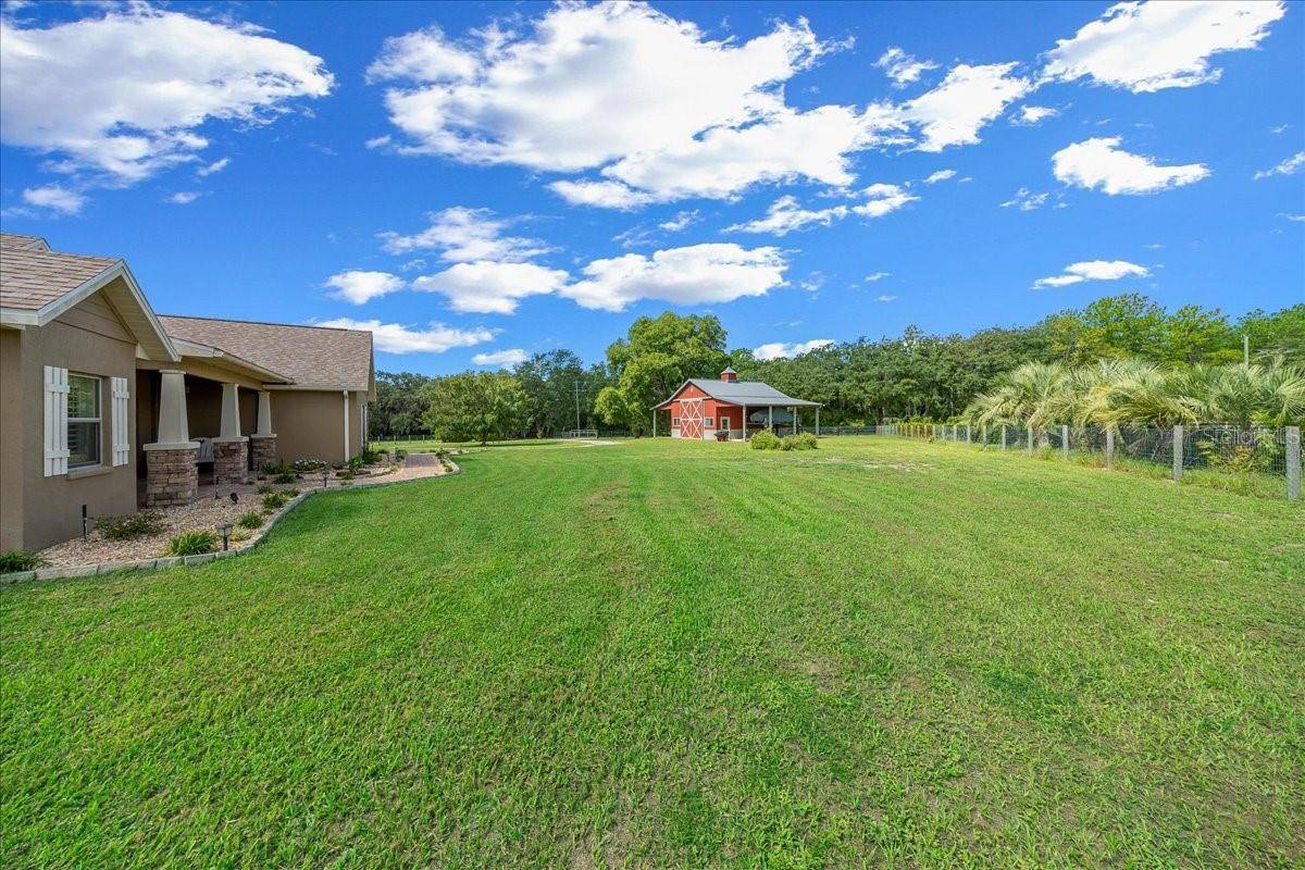 3351 SE 164TH TER, Ocklawaha, FL 32179