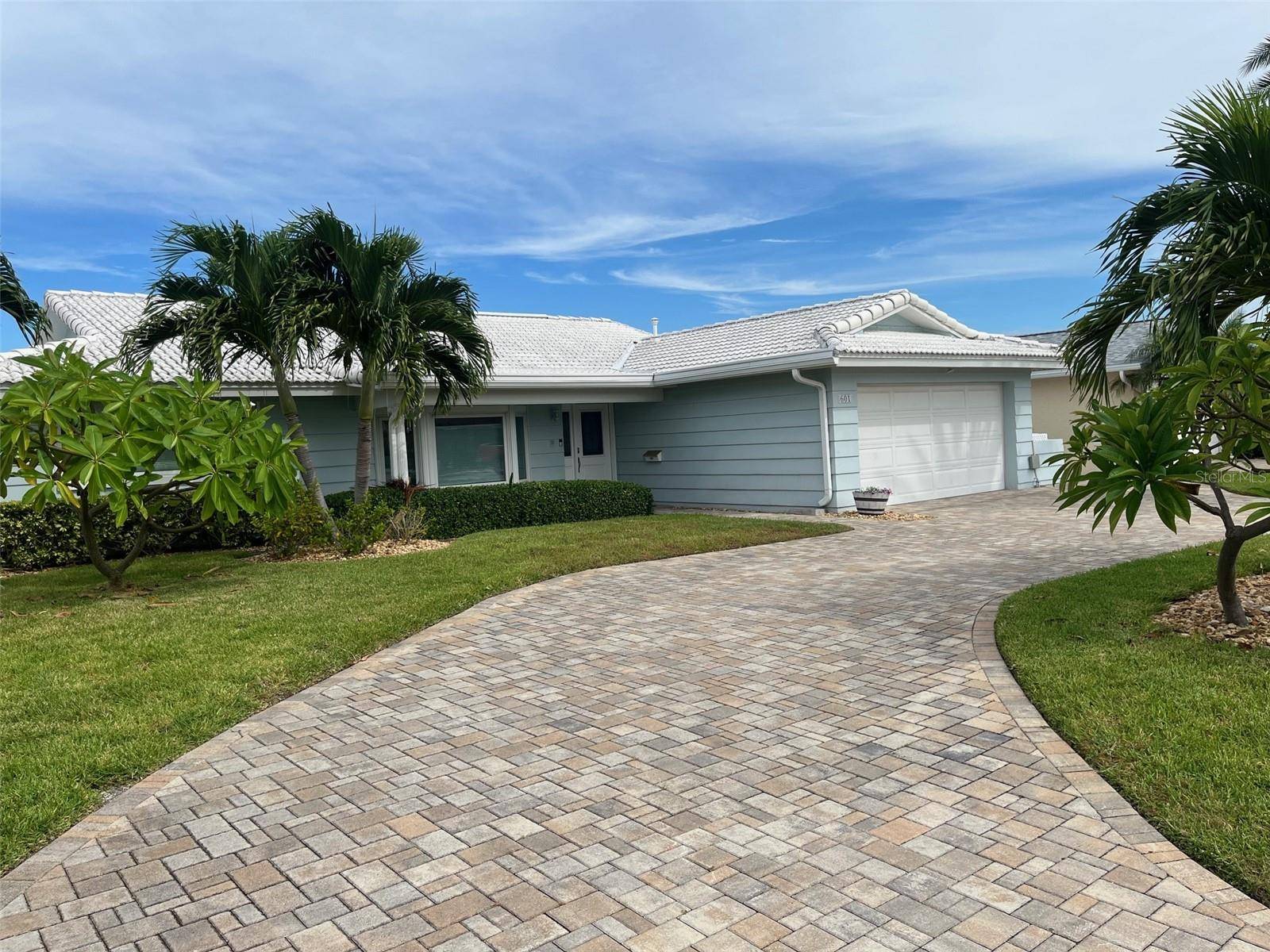 601 64TH AVE, St Pete Beach, FL 33706