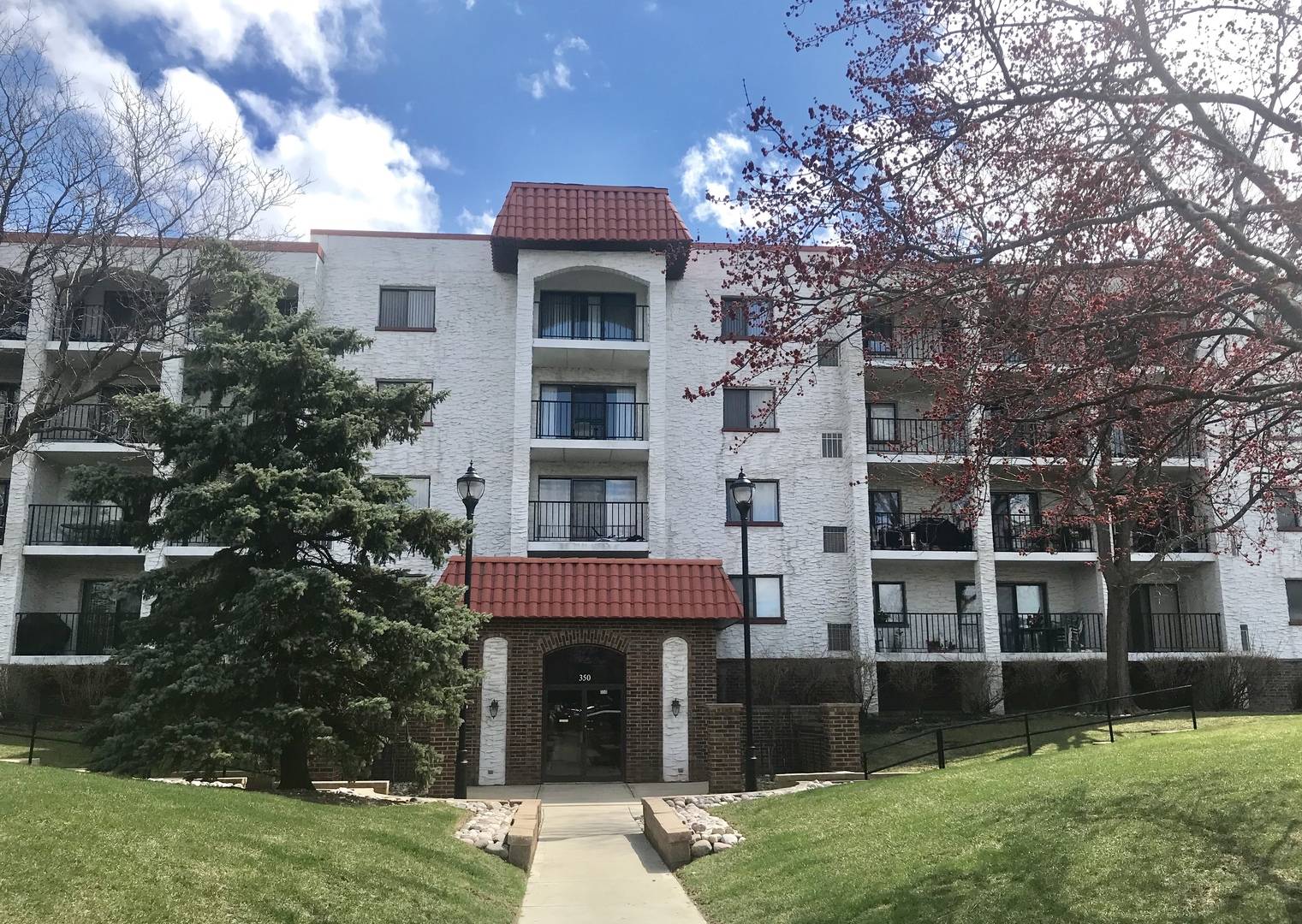 350 Plum Creek DR #407, Wheeling, IL 60090