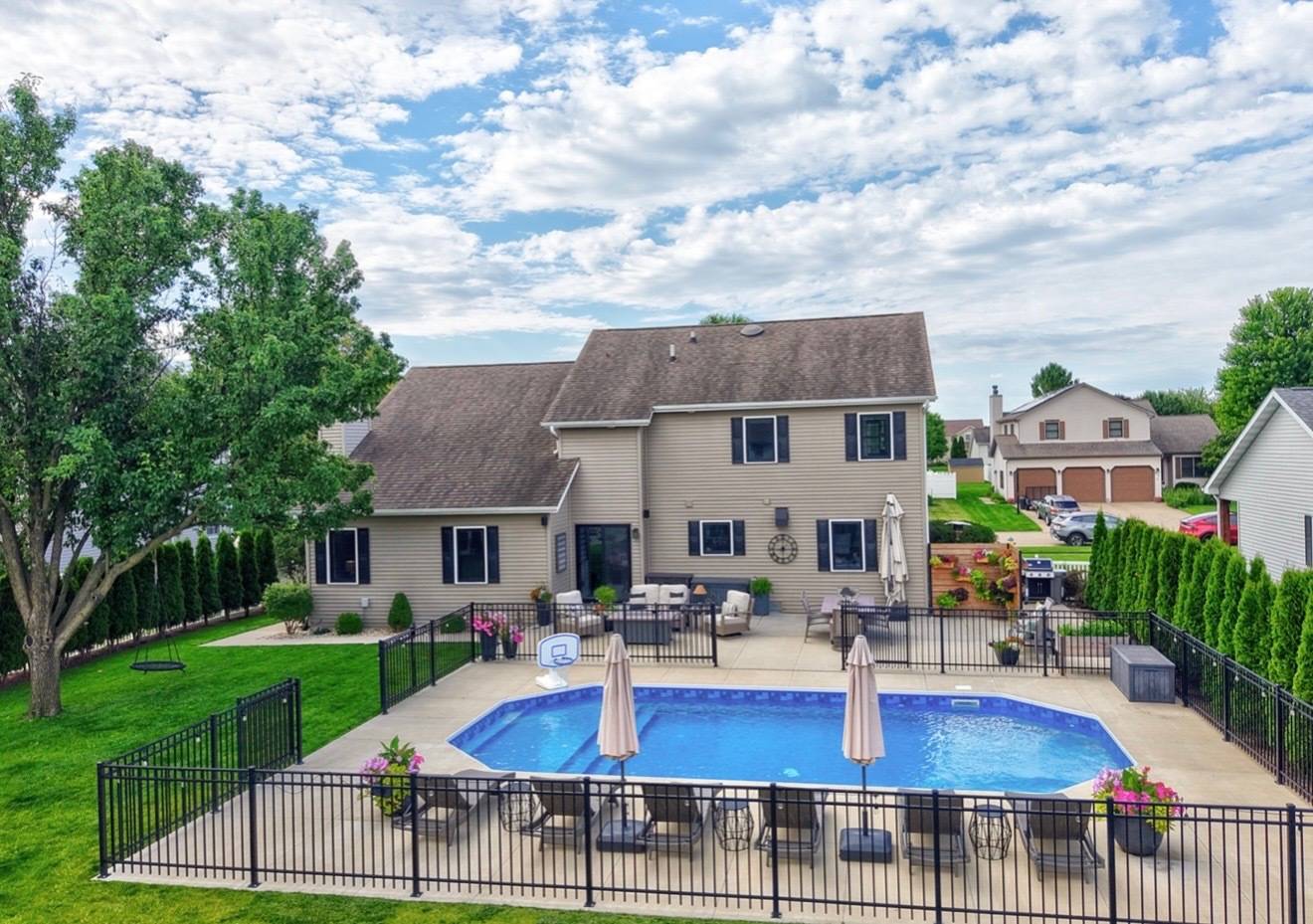 812 Kimberly LN, Ottawa, IL 61350