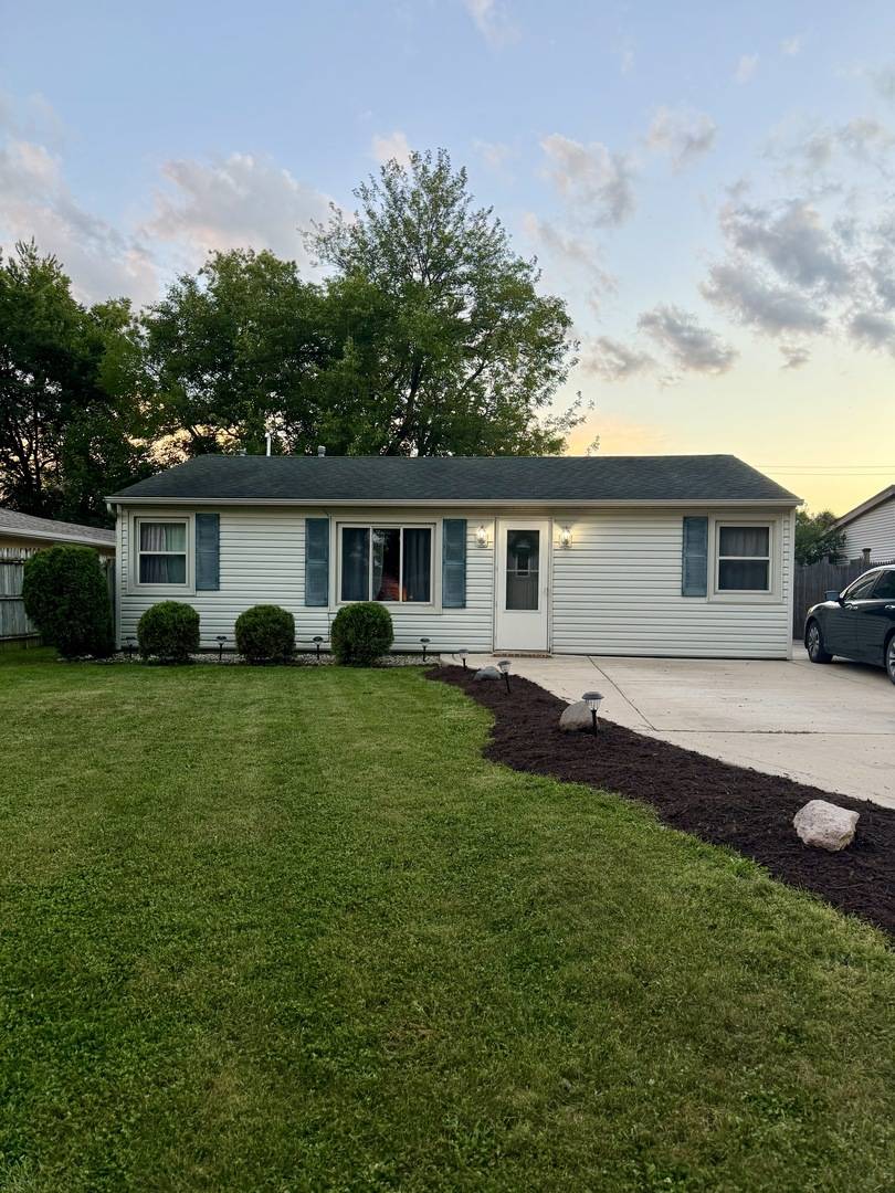 2353 Greengold ST, Crest Hill, IL 60403