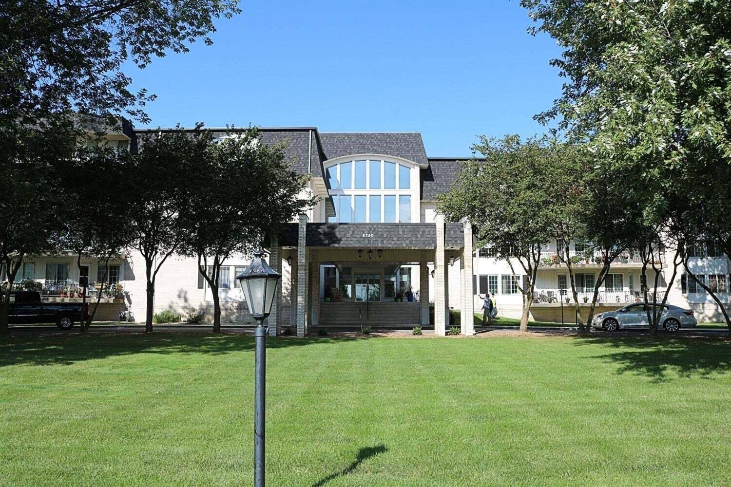 8750 Harrison Avenue #411, Munster, IN 46321