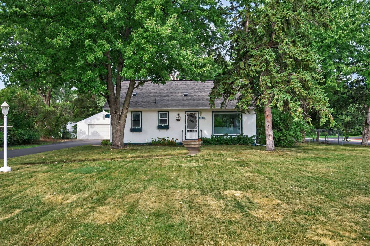 1100 Cartway RD, Champlin, MN 55316