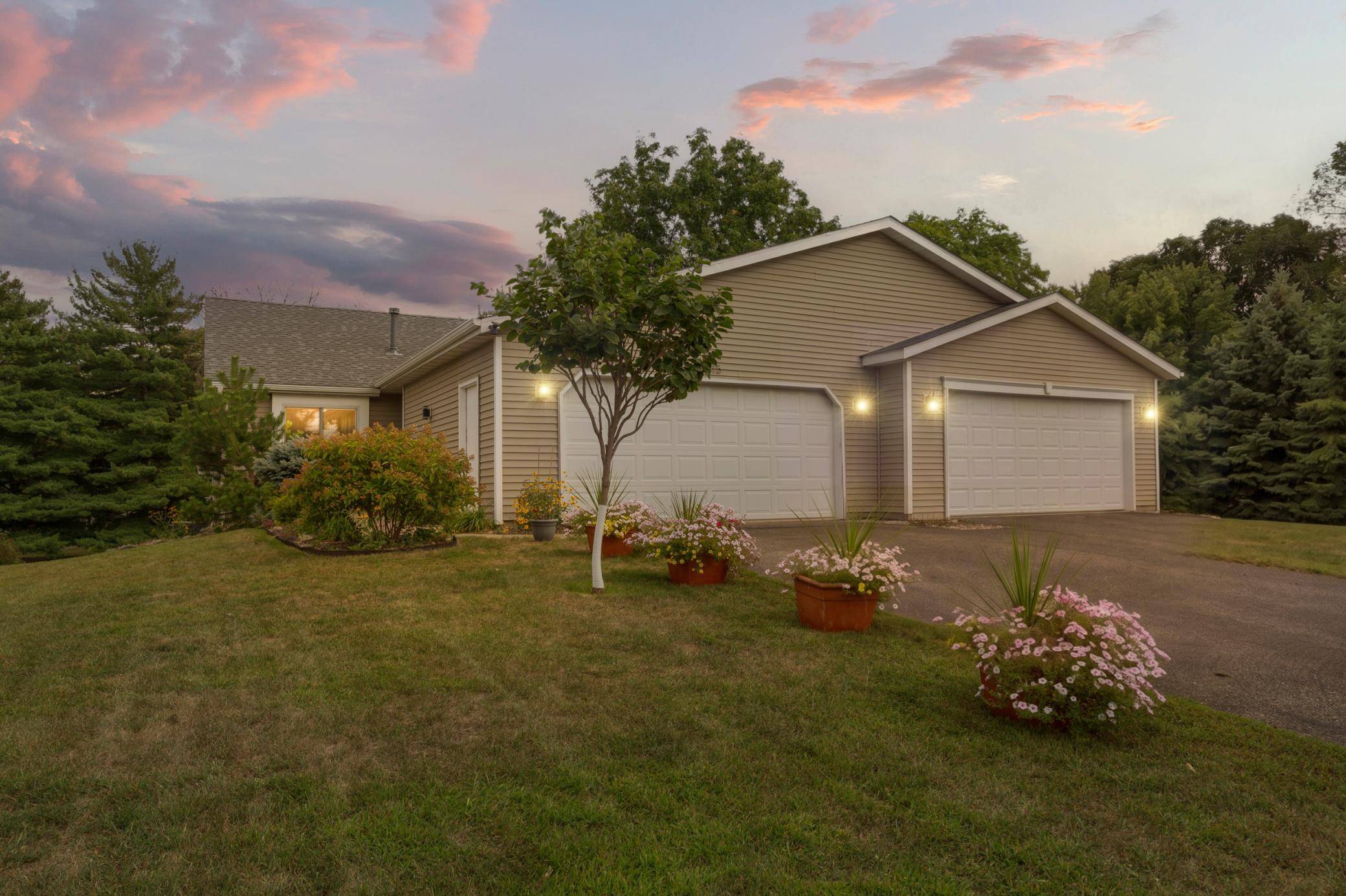 1015 Poplar ST, Northfield, MN 55057