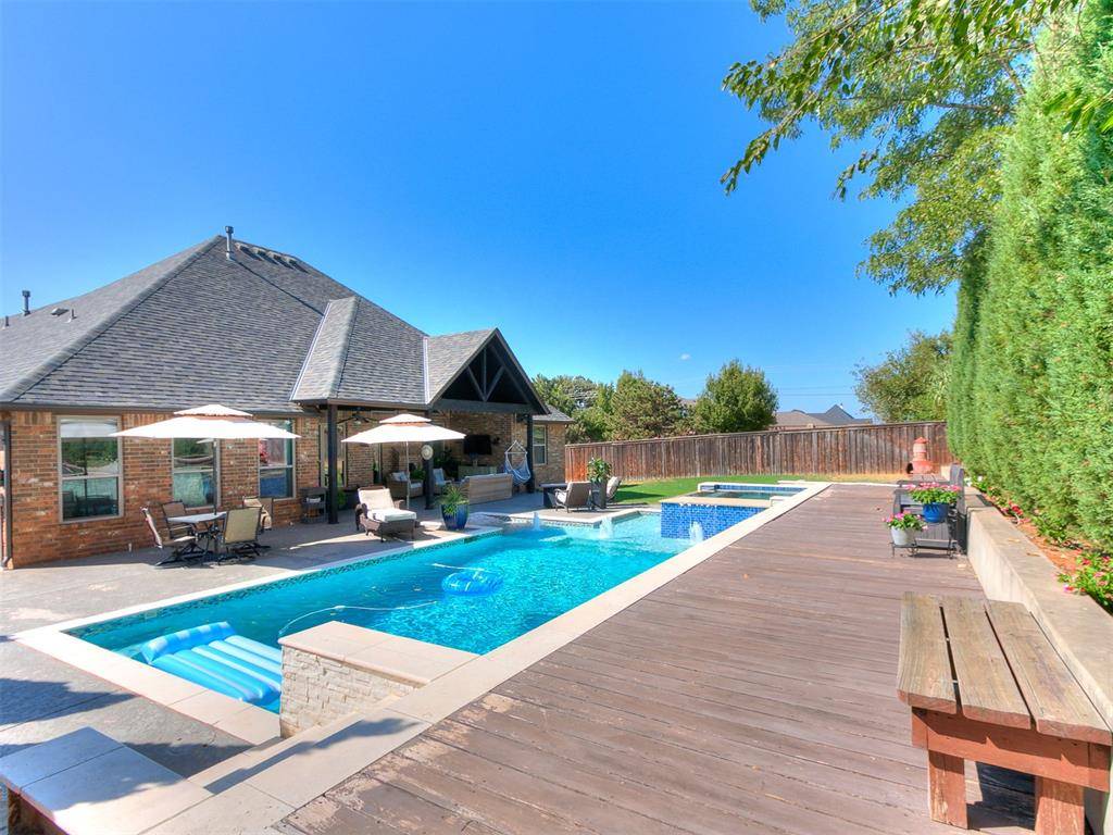 2612 Cheval Pointe DR, Edmond, OK 73034