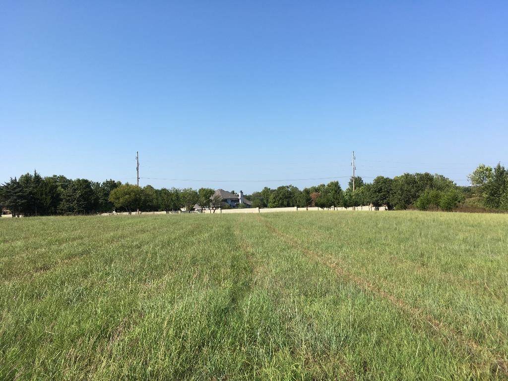 1407 W 33rd, Winfield, KS 67156
