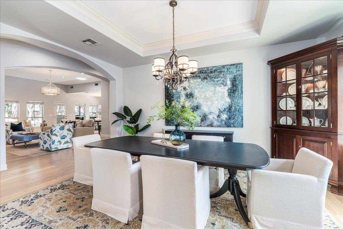 3500 Wellspring DR, Bee Cave, TX 78738