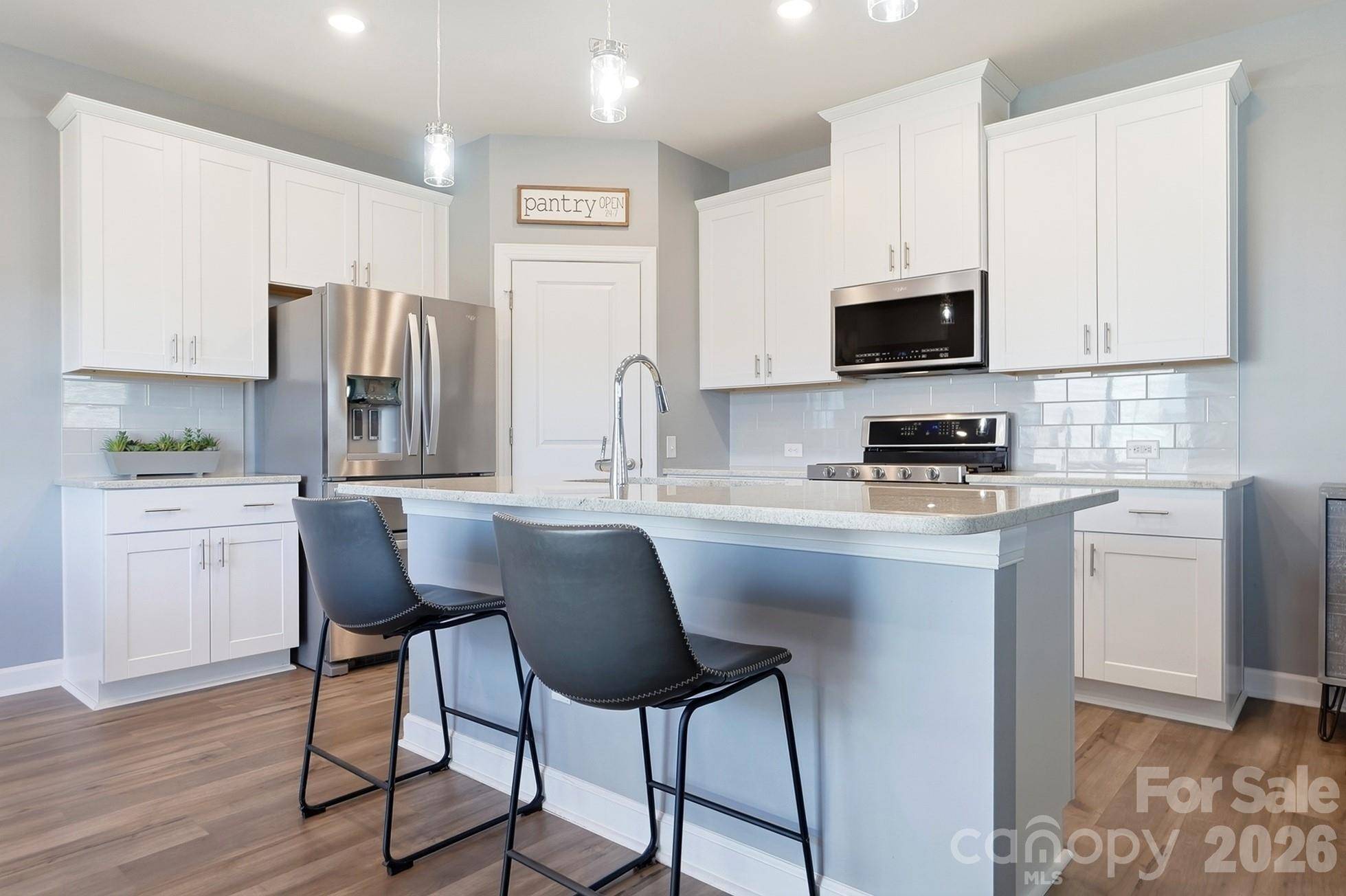 2010 Red Ash DR, Charlotte, NC 28215