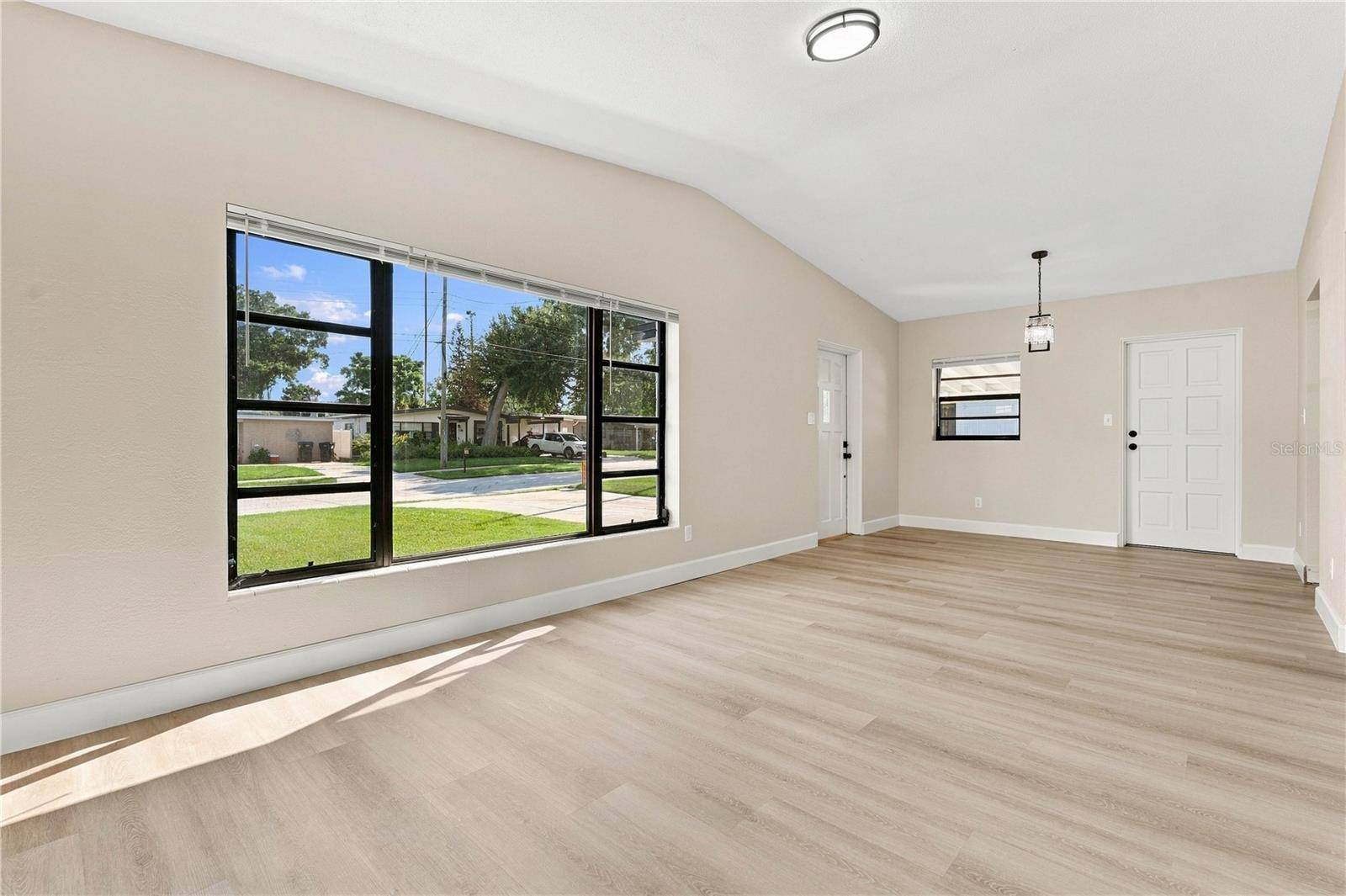 1723 WEEKS AVE, Orlando, FL 32806