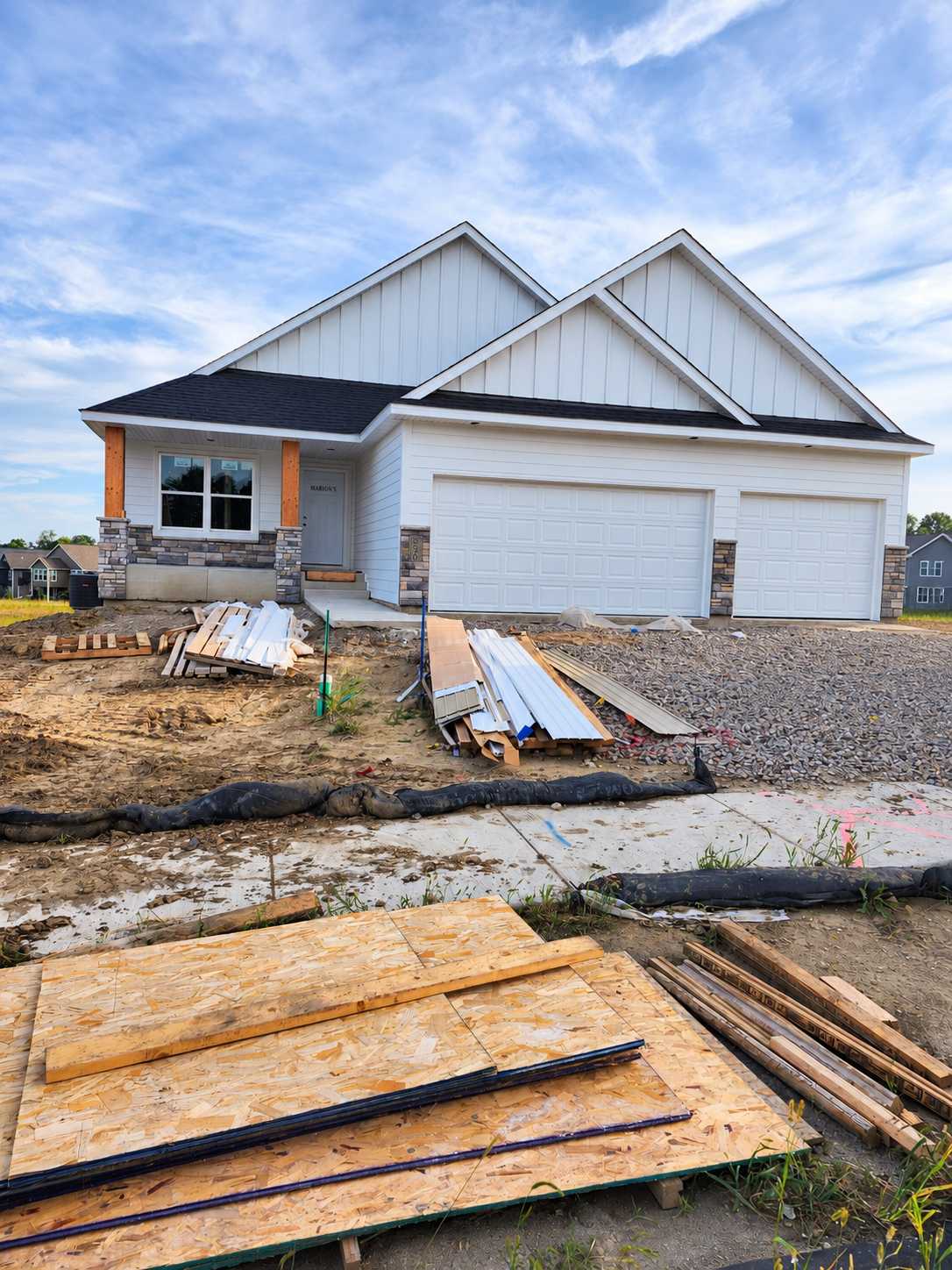 530 Sienna DR, Watertown, MN 55388