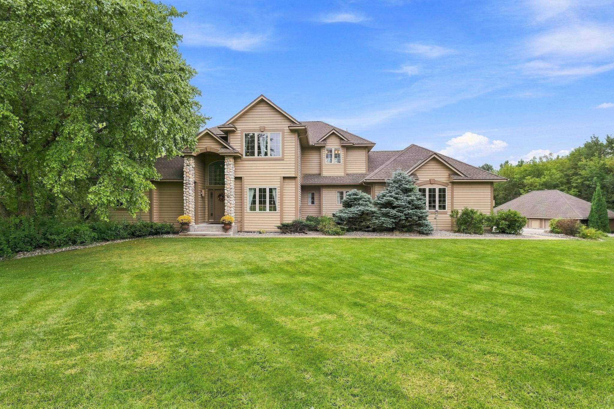 4741 S Lake Sarah DR, Independence, MN 55359