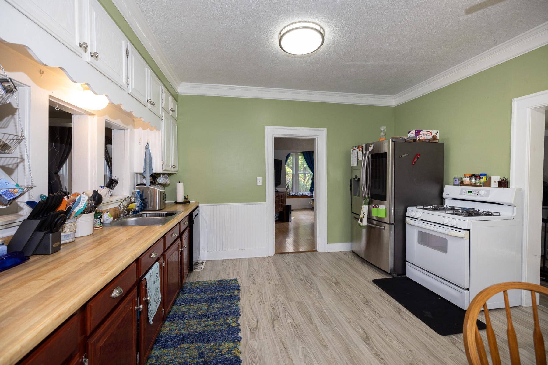 113 W Bancroft AVE, Fergus Falls, MN 56537
