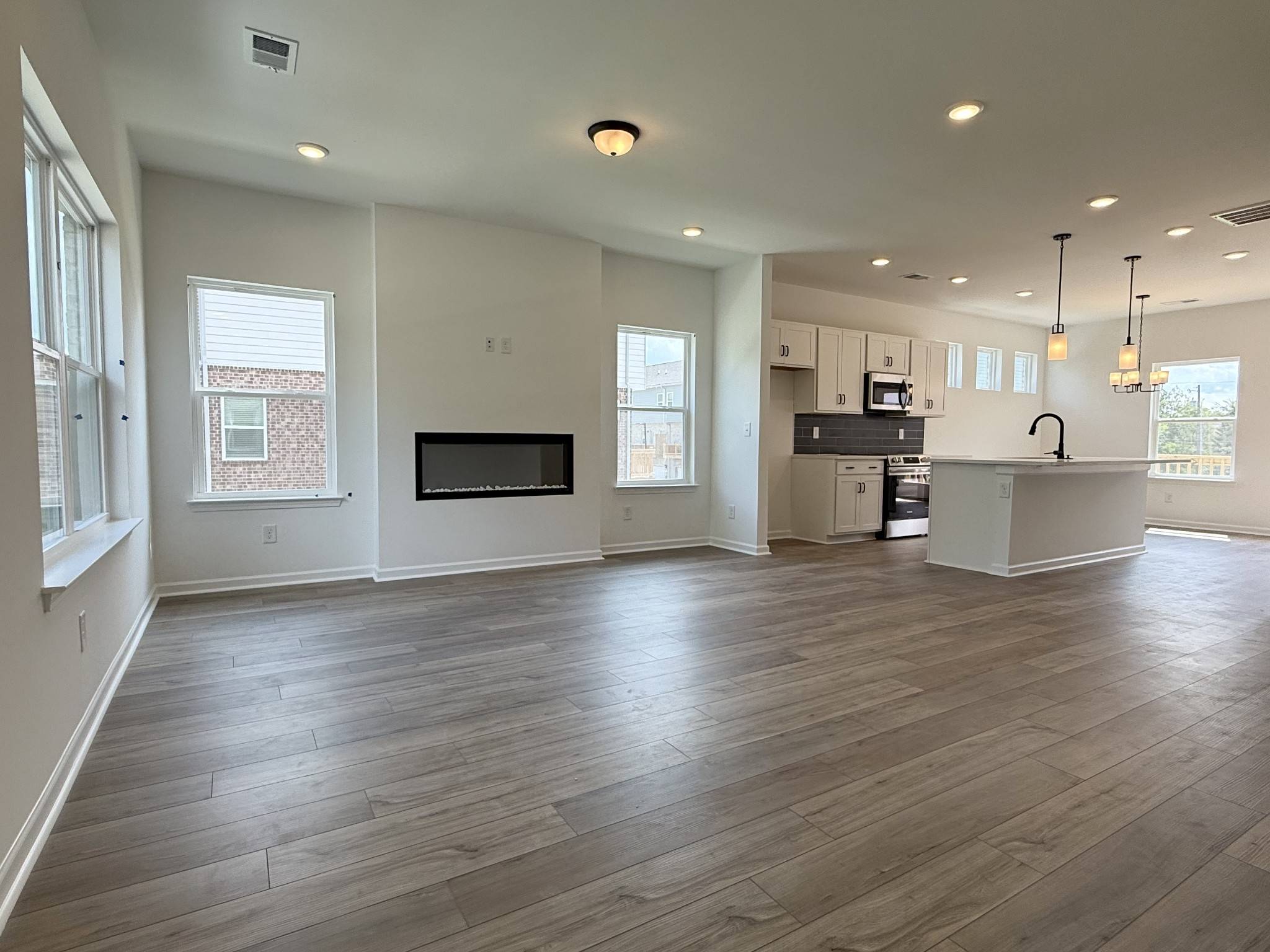 140 Rosebush Ln, Lebanon, TN 37087