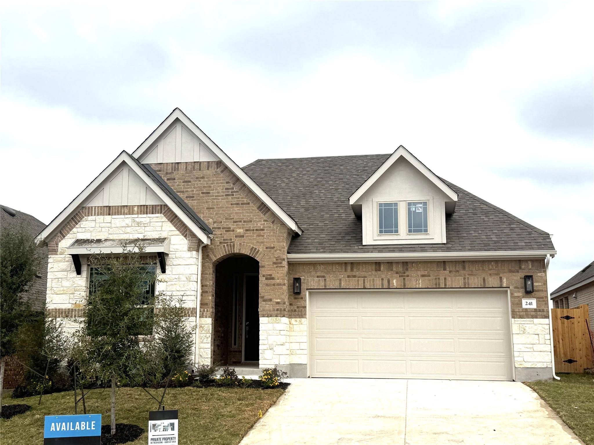 241 Mango CIR, Buda, TX 78610