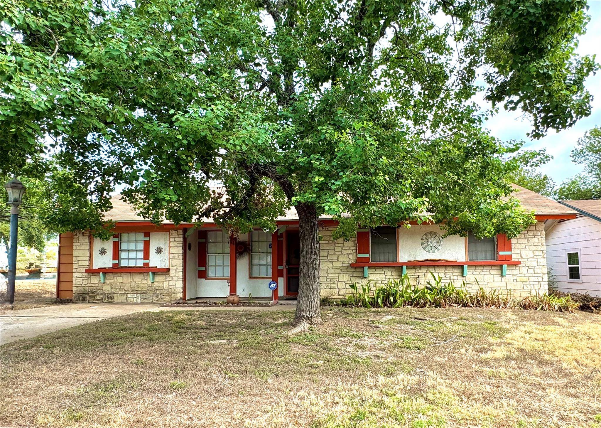 1806 Cherry Orchard DR, Austin, TX 78745