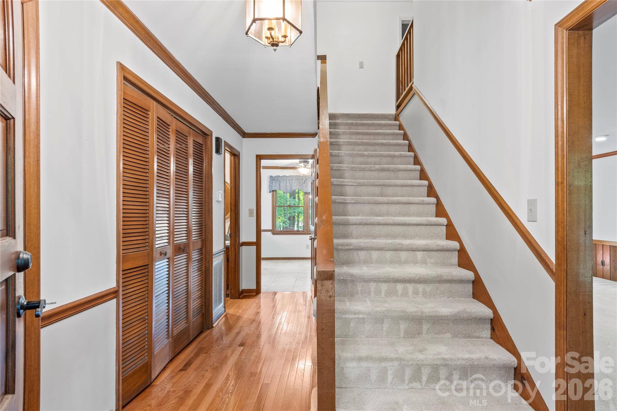 499 Reigate DR, Kernersville, NC 27284