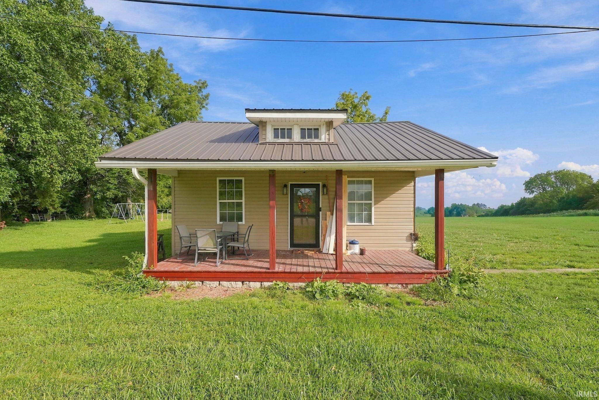 2137 W 1000 S RD, Keystone, IN 46759