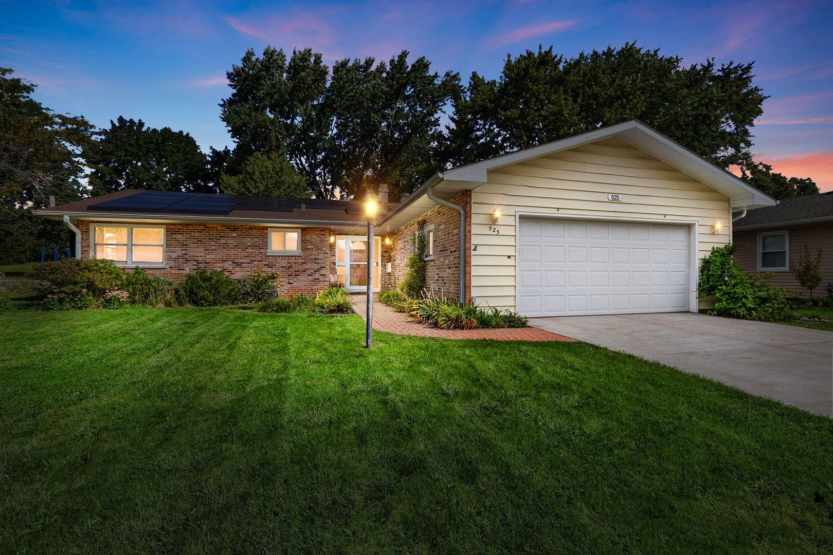 525 Poplar AVE, Antioch, IL 60002