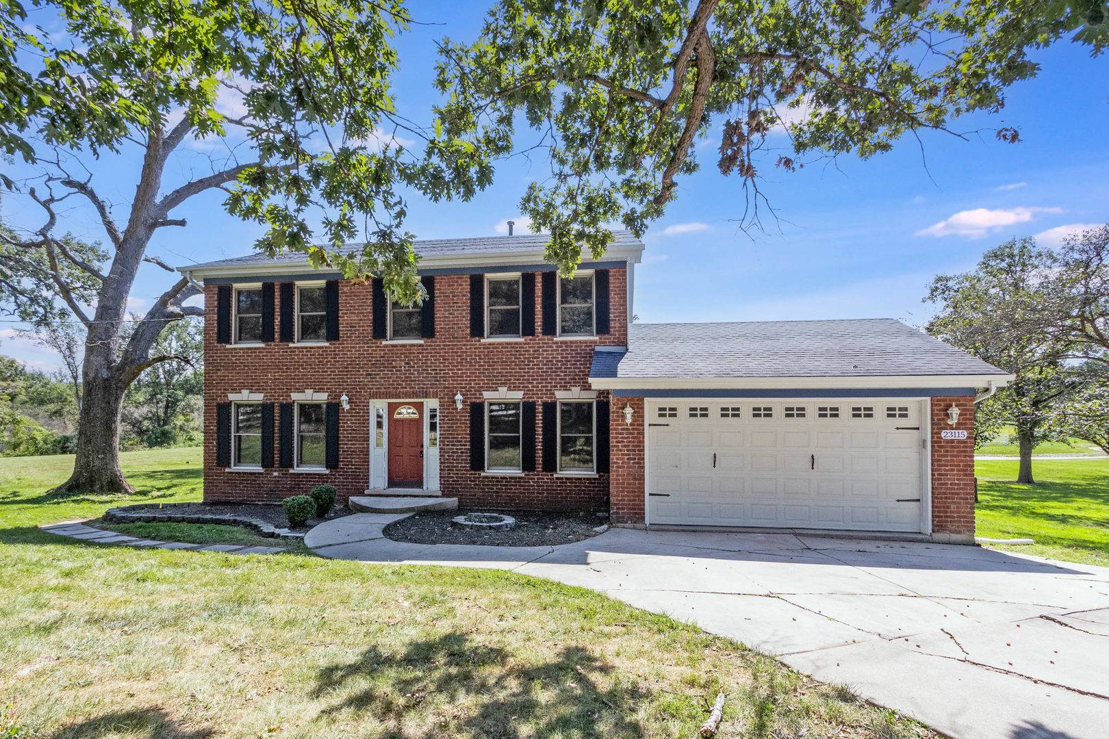 23115 S Hidden Lake TRL, Crete, IL 60417