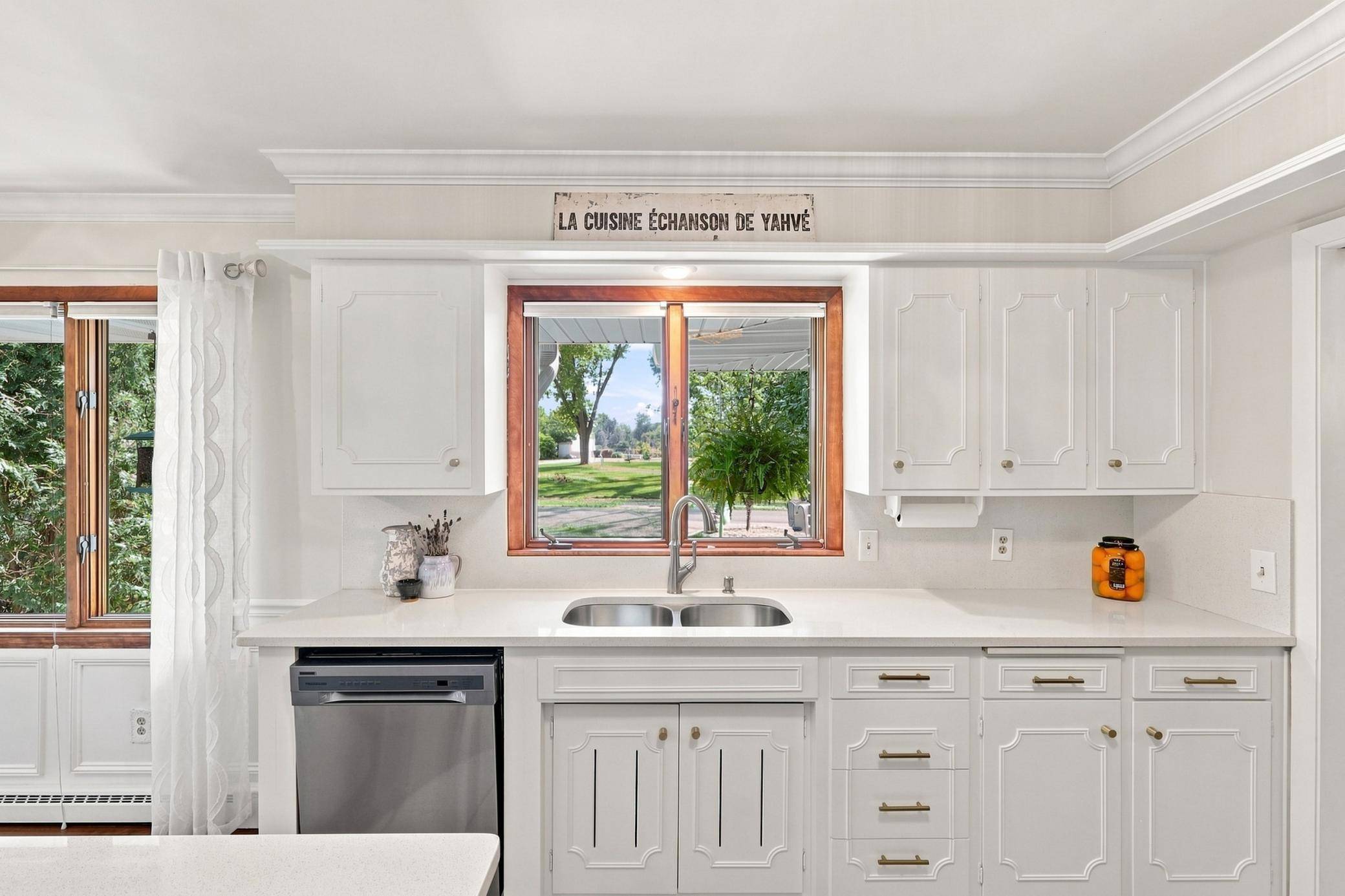 1828 16th ST NW, Faribault, MN 55021