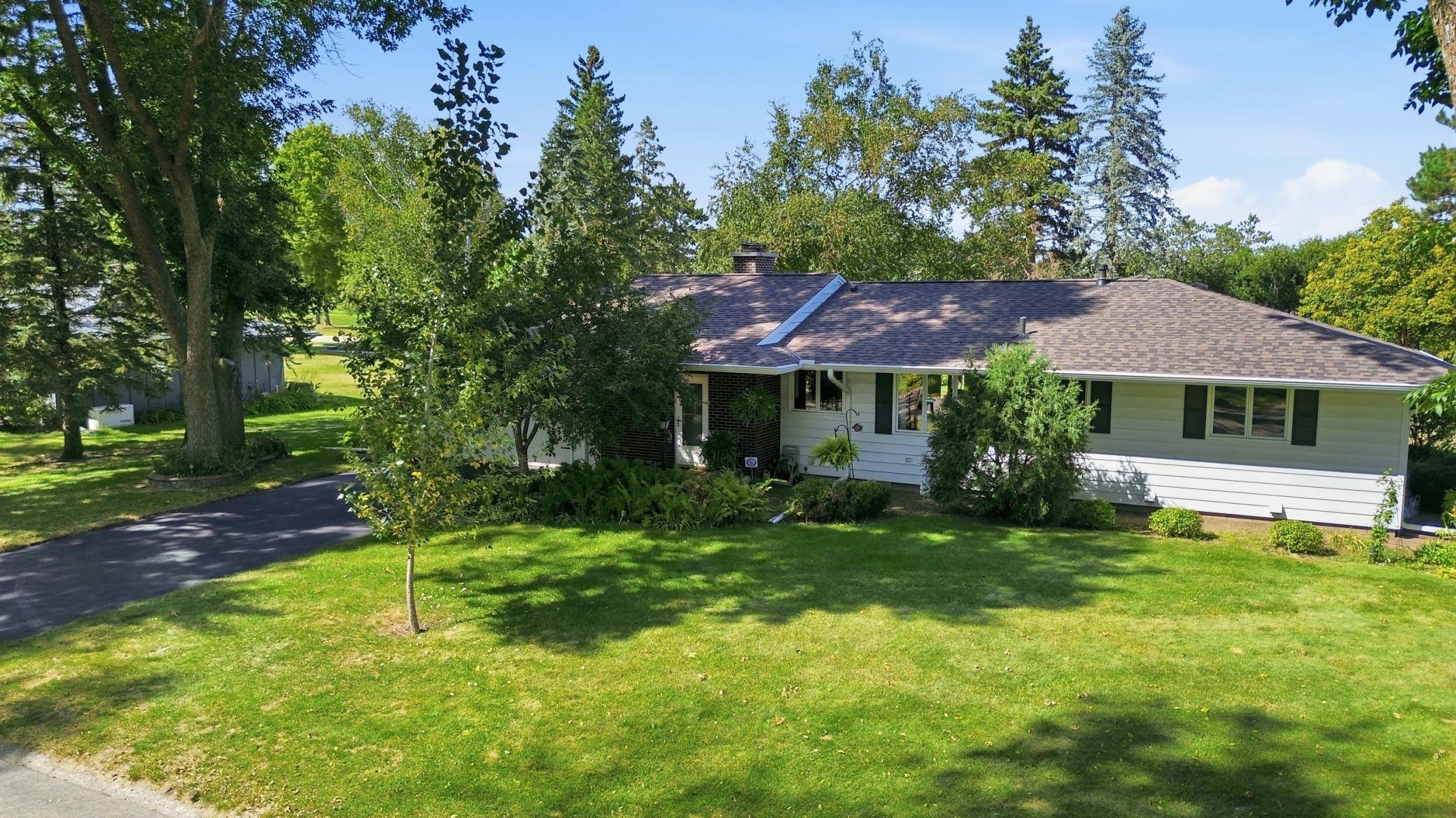 1828 16th ST NW, Faribault, MN 55021