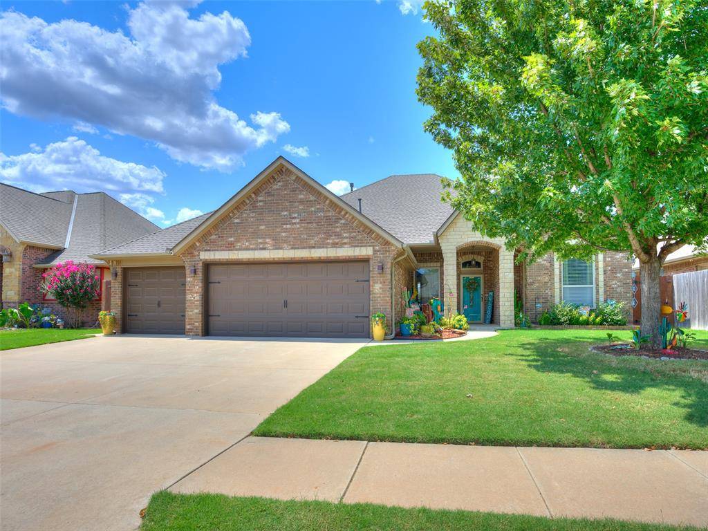 12405 Heathfield LN, Oklahoma City, OK 73173