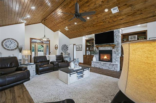 3597 Half Bank RD, Atoka, OK 74525